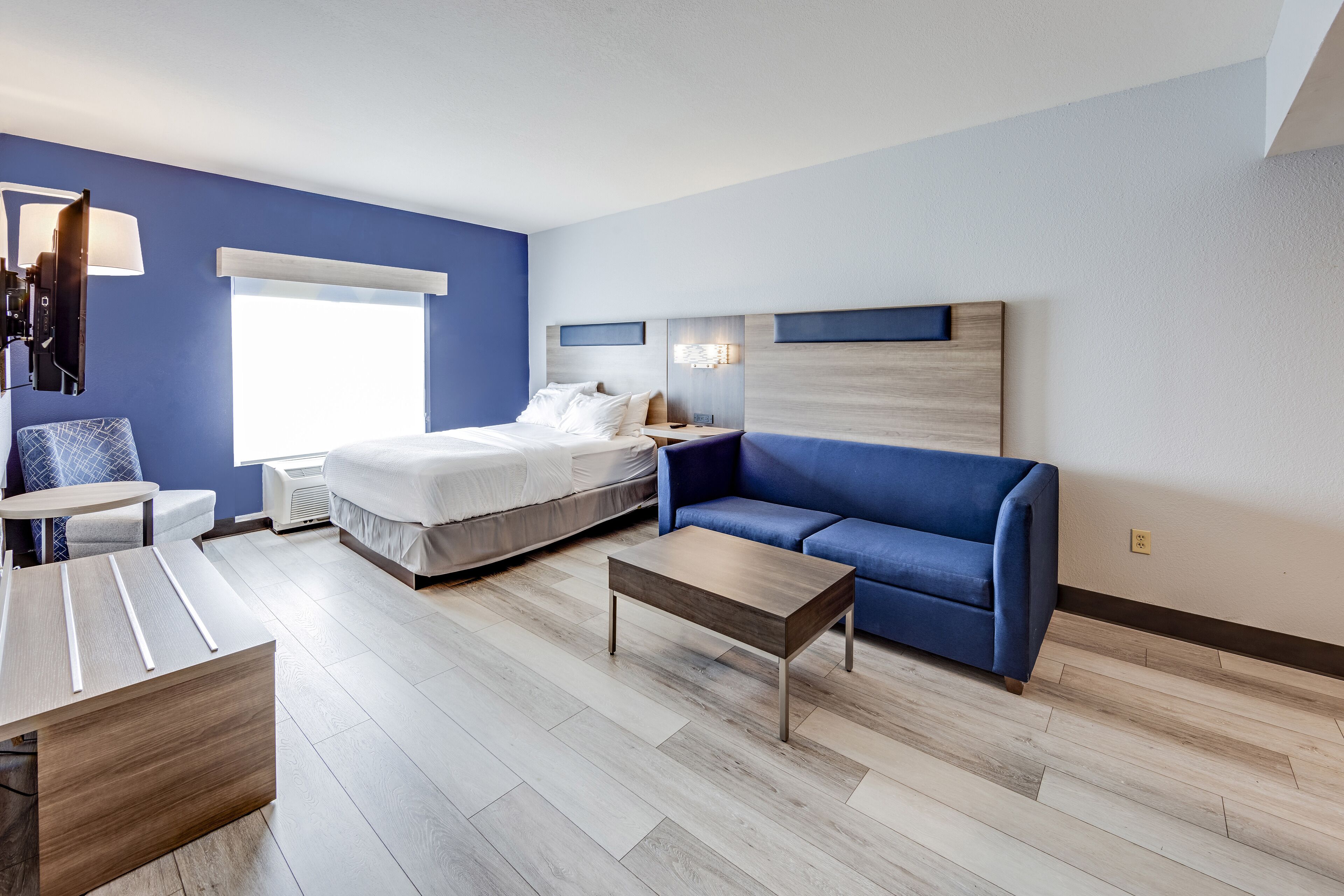 Holiday Inn Express & Suites Columbus OSU-Medical Center