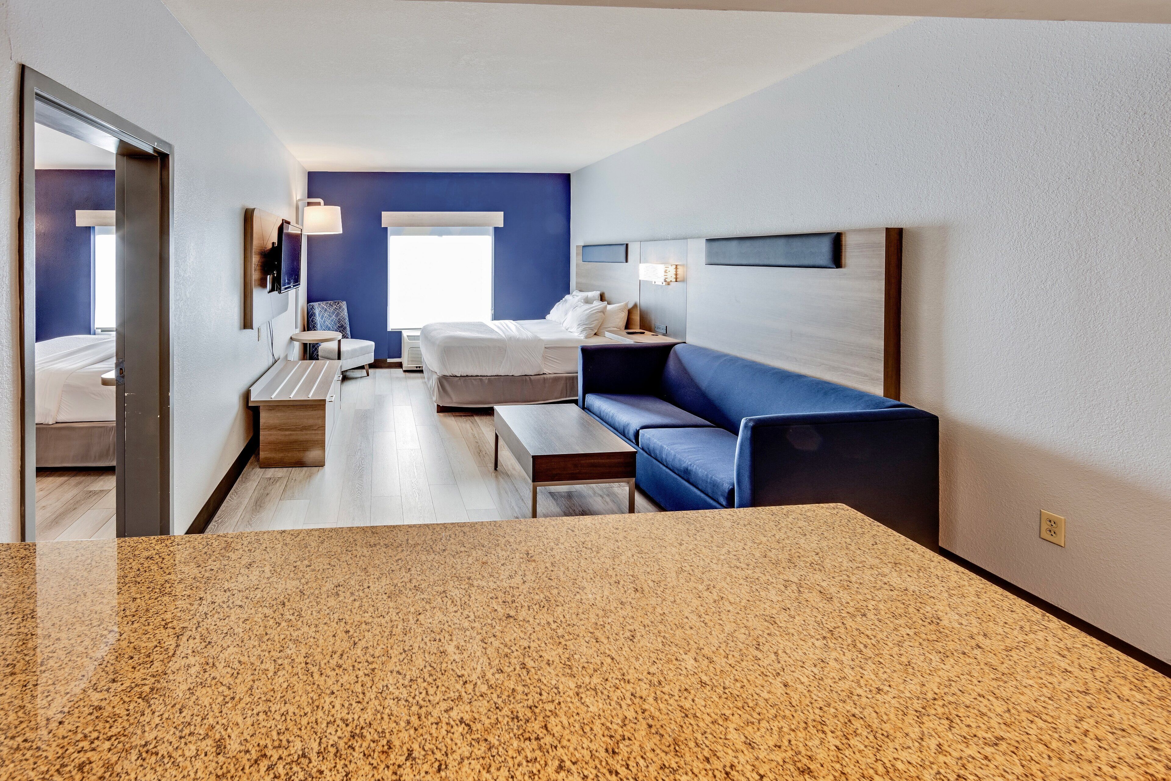 Holiday Inn Express & Suites Columbus OSU-Medical Center