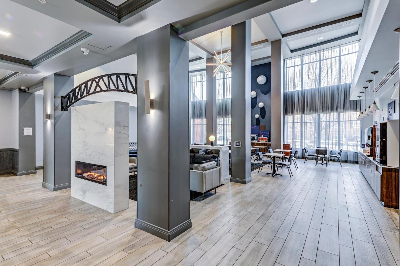 Holiday Inn Express & Suites Columbus OSU-Medical Center