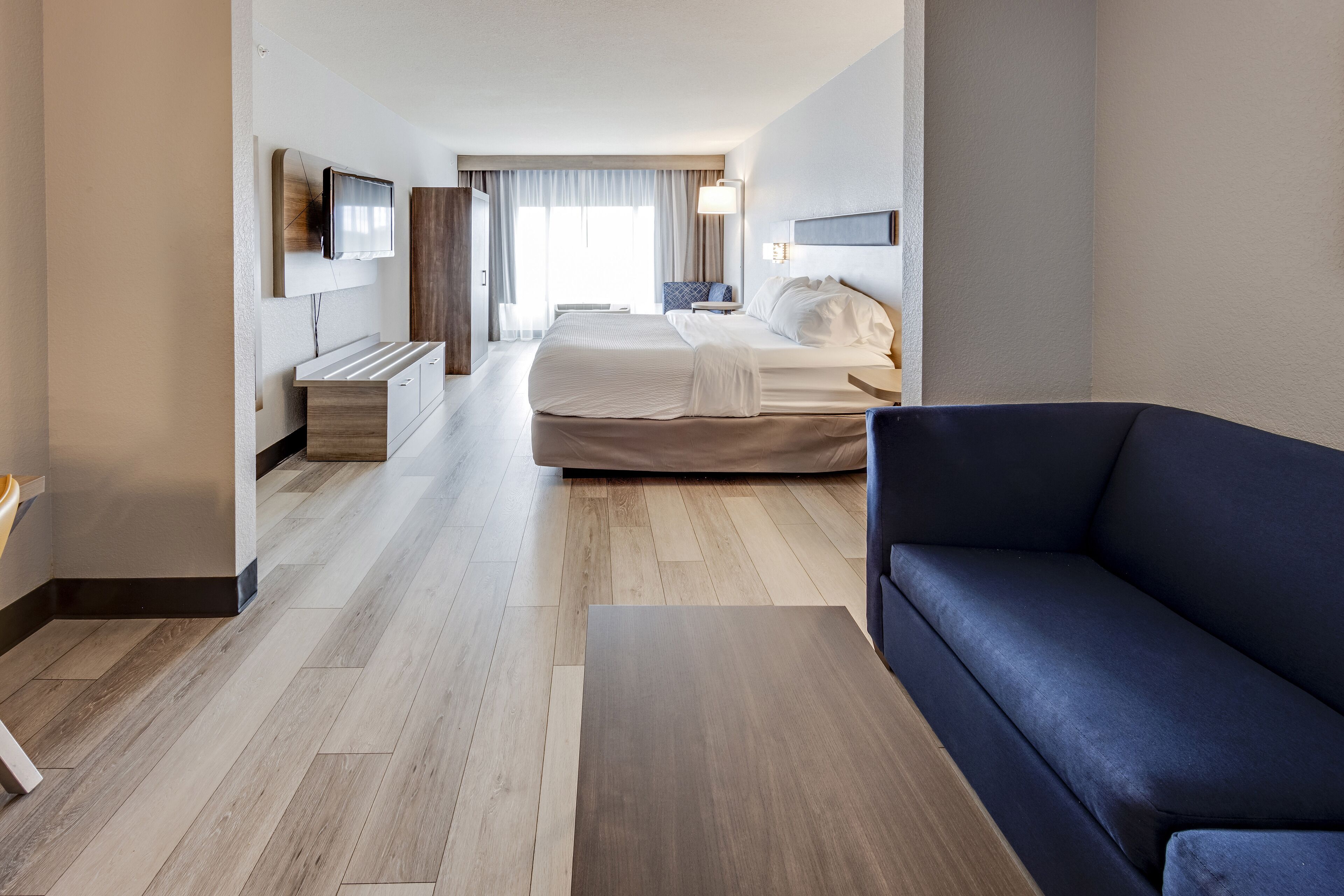 Holiday Inn Express & Suites Columbus OSU-Medical Center