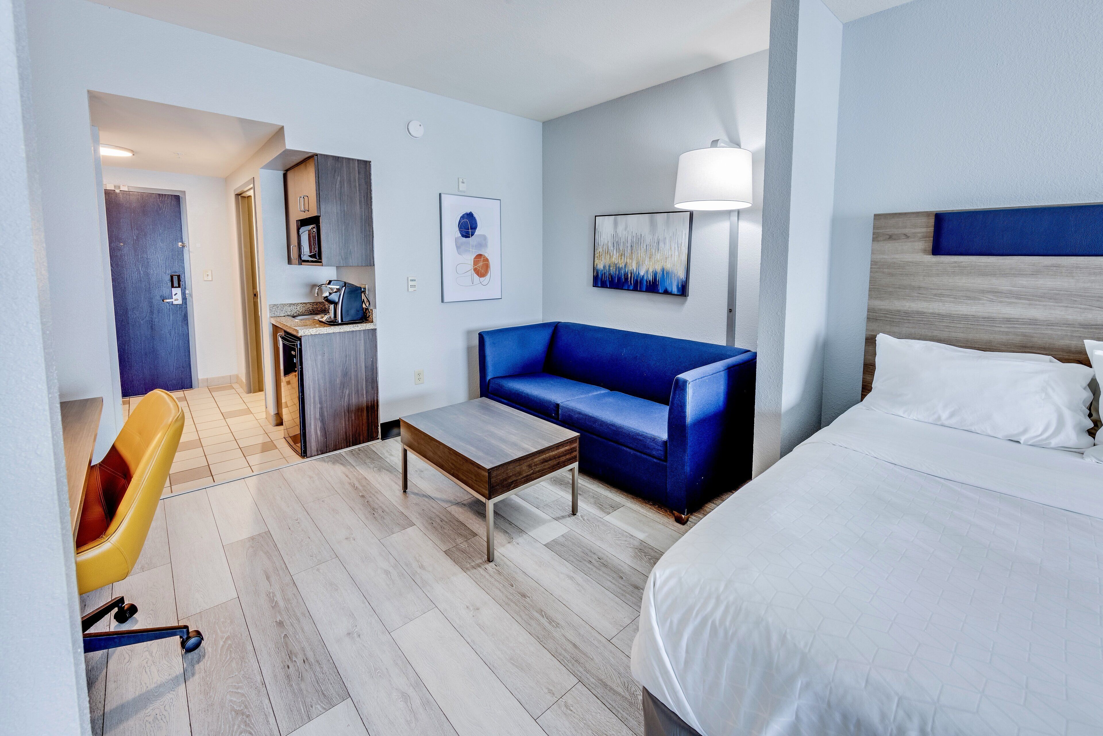 Holiday Inn Express & Suites Columbus OSU-Medical Center