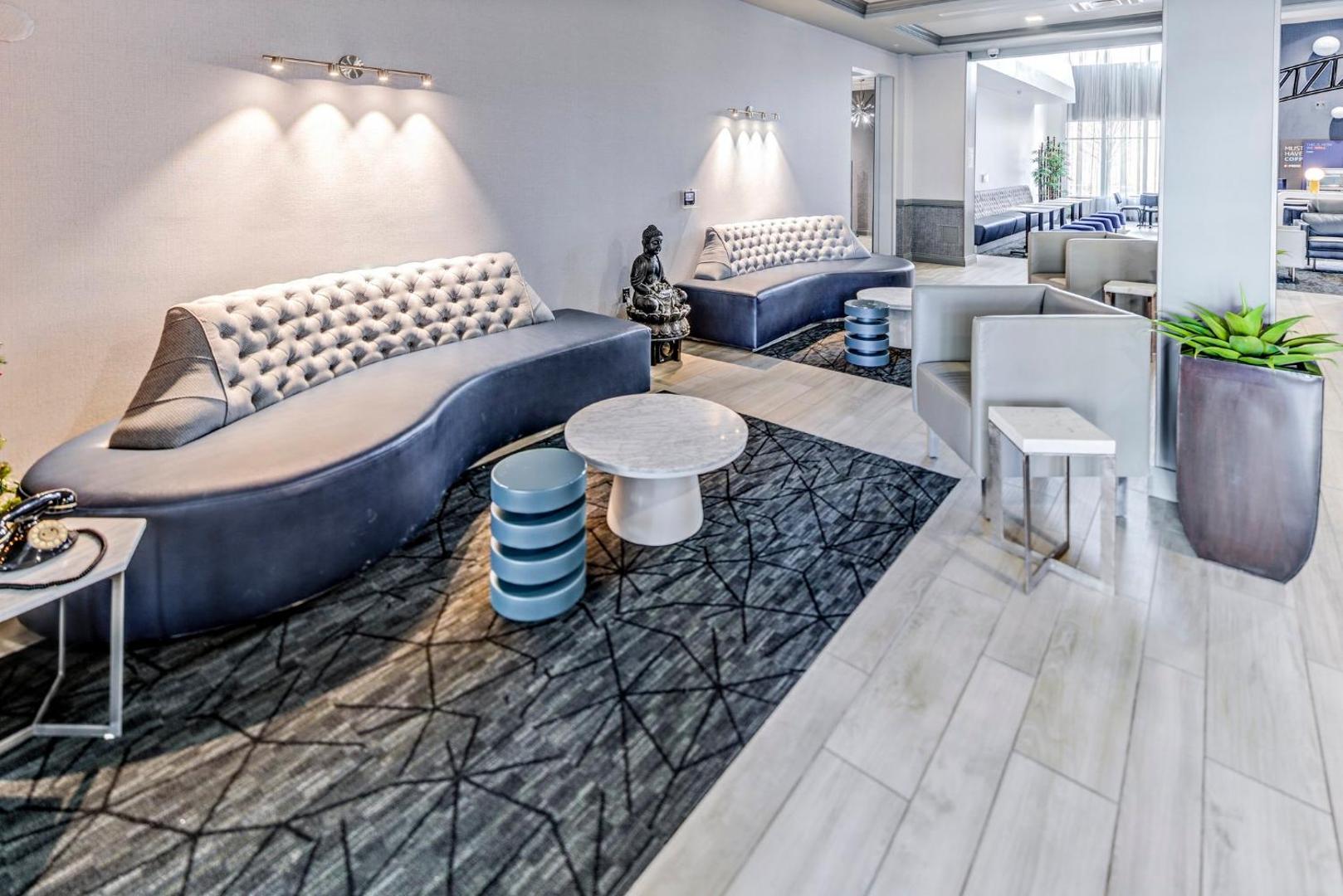 Holiday Inn Express & Suites Columbus OSU-Medical Center