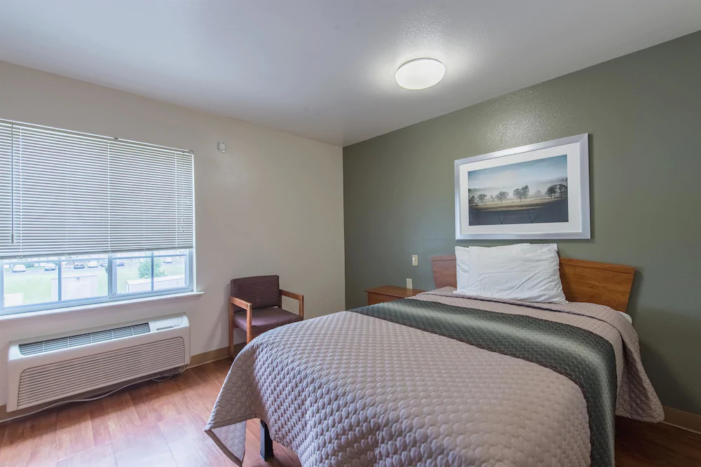 HomeTowne Studios Columbus