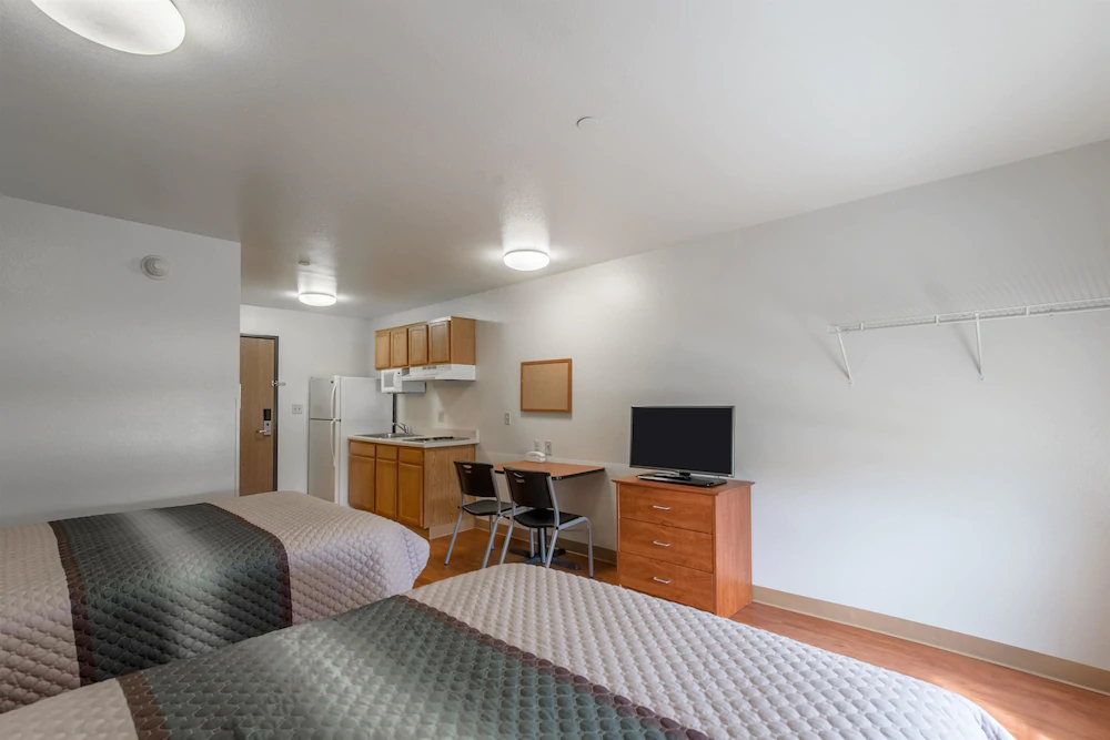 HomeTowne Studios Columbus