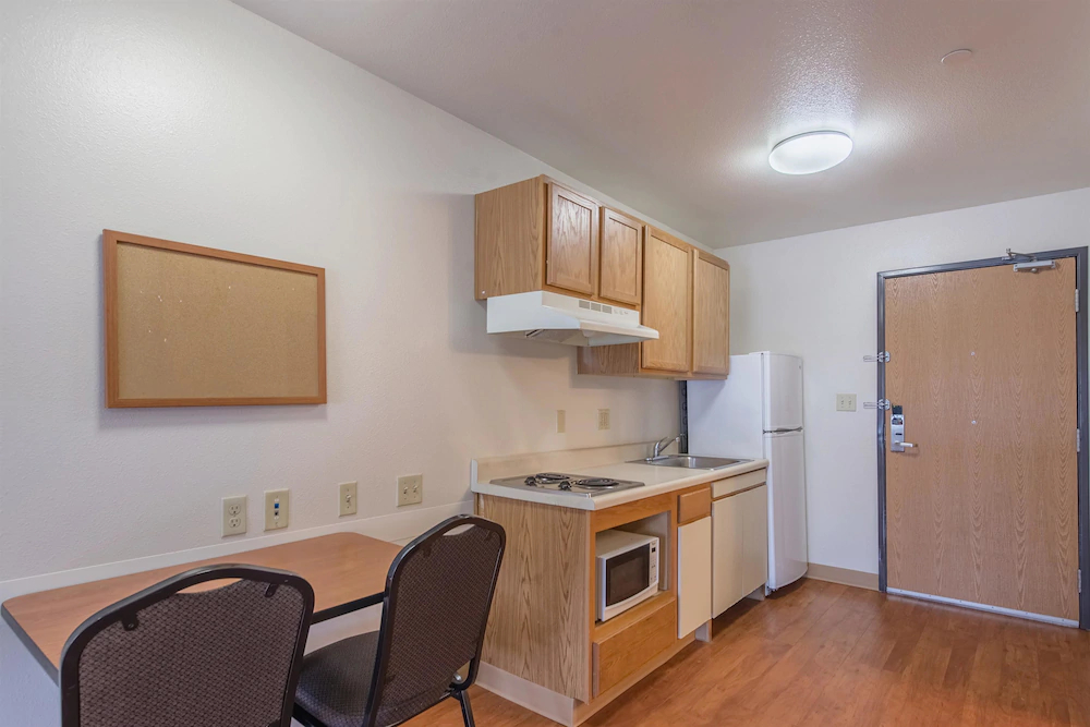 HomeTowne Studios Columbus