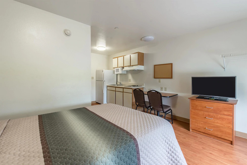 HomeTowne Studios Columbus