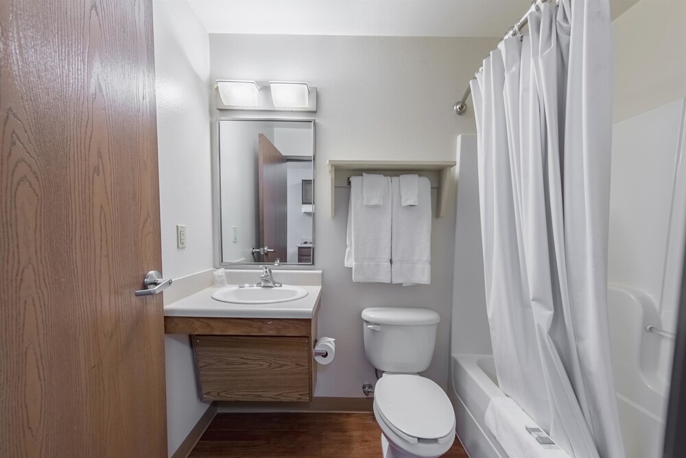 HomeTowne Studios Columbus