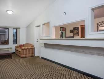 Knights Inn-Columbus Downtown