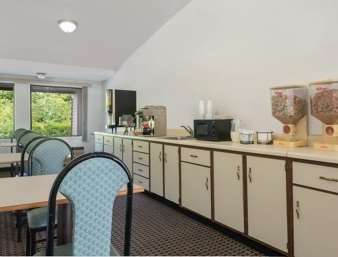 Knights Inn-Columbus Downtown