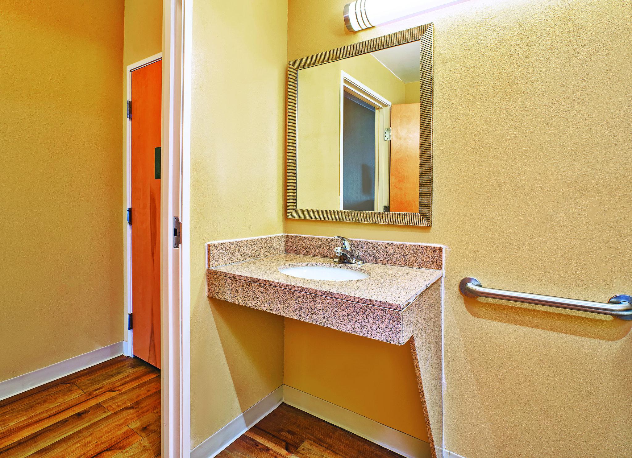 La Quinta Inn & Suites by Wyndham Columbus West - Hilliard