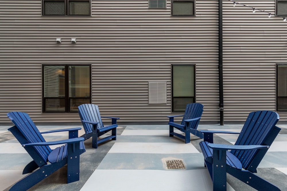 Mint House Columbus – Capitol Square