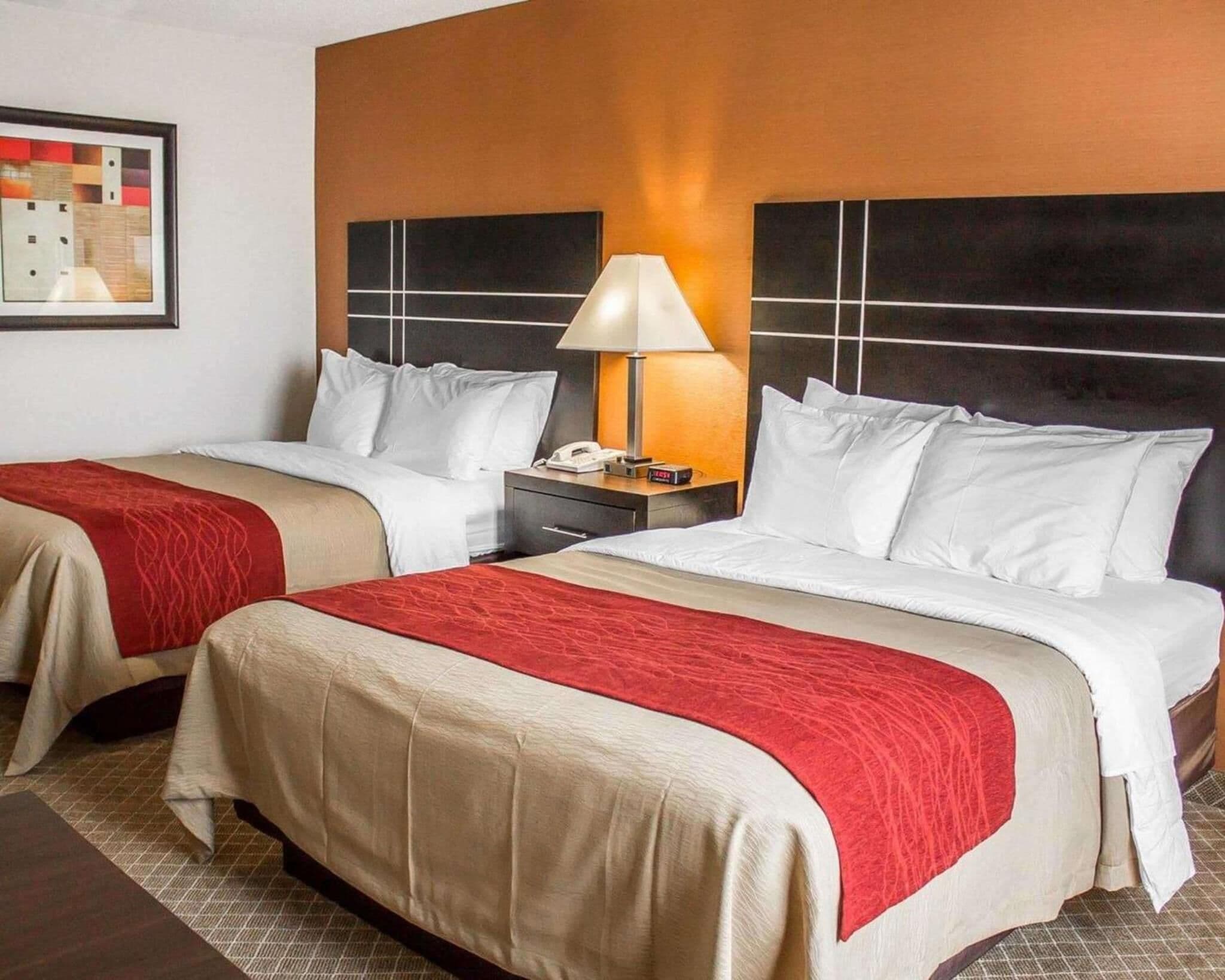 Howard Johnson by Wyndham Columbus State Fairgrounds I-71