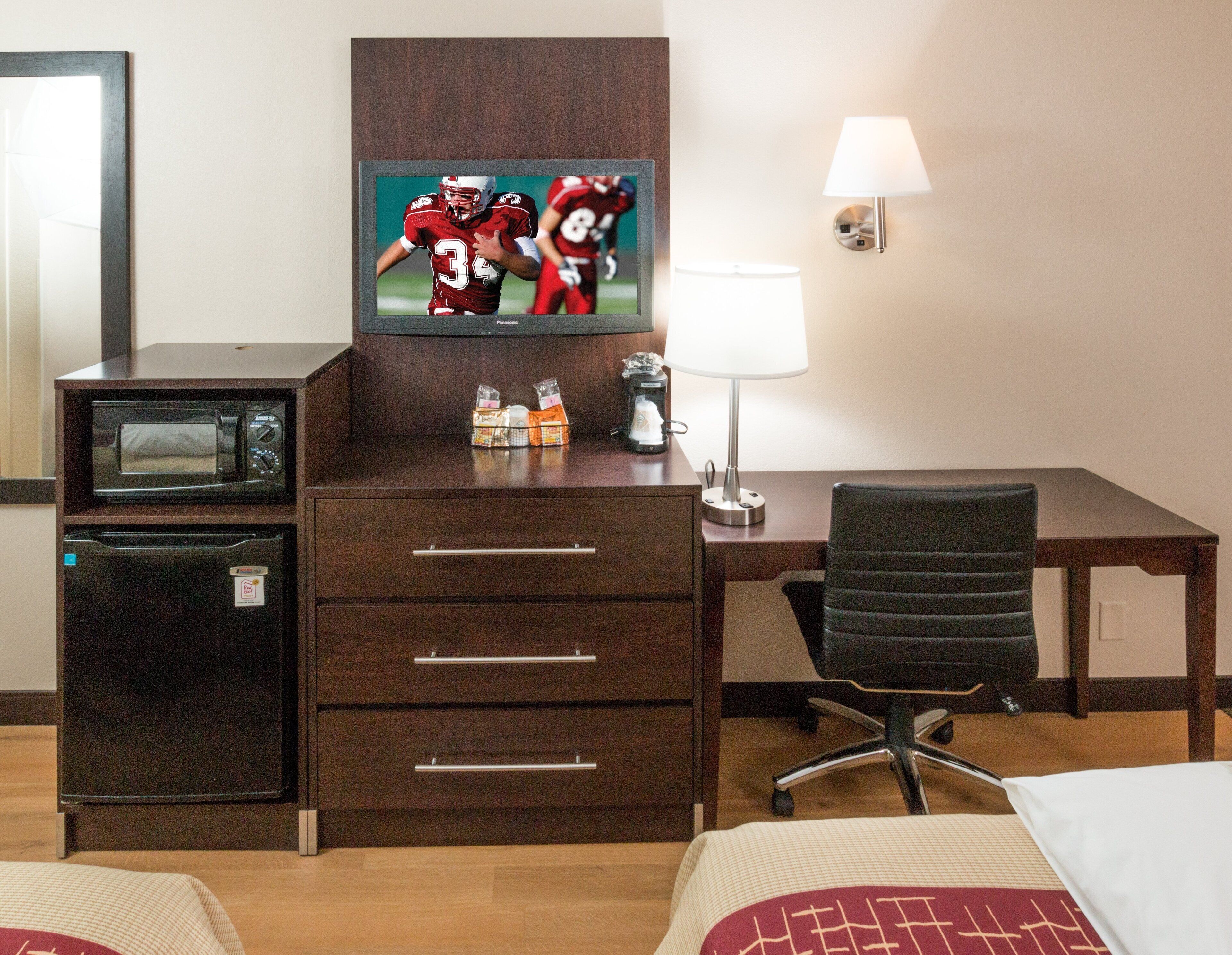 Red Roof PLUS+ Columbus-The Ohio State University