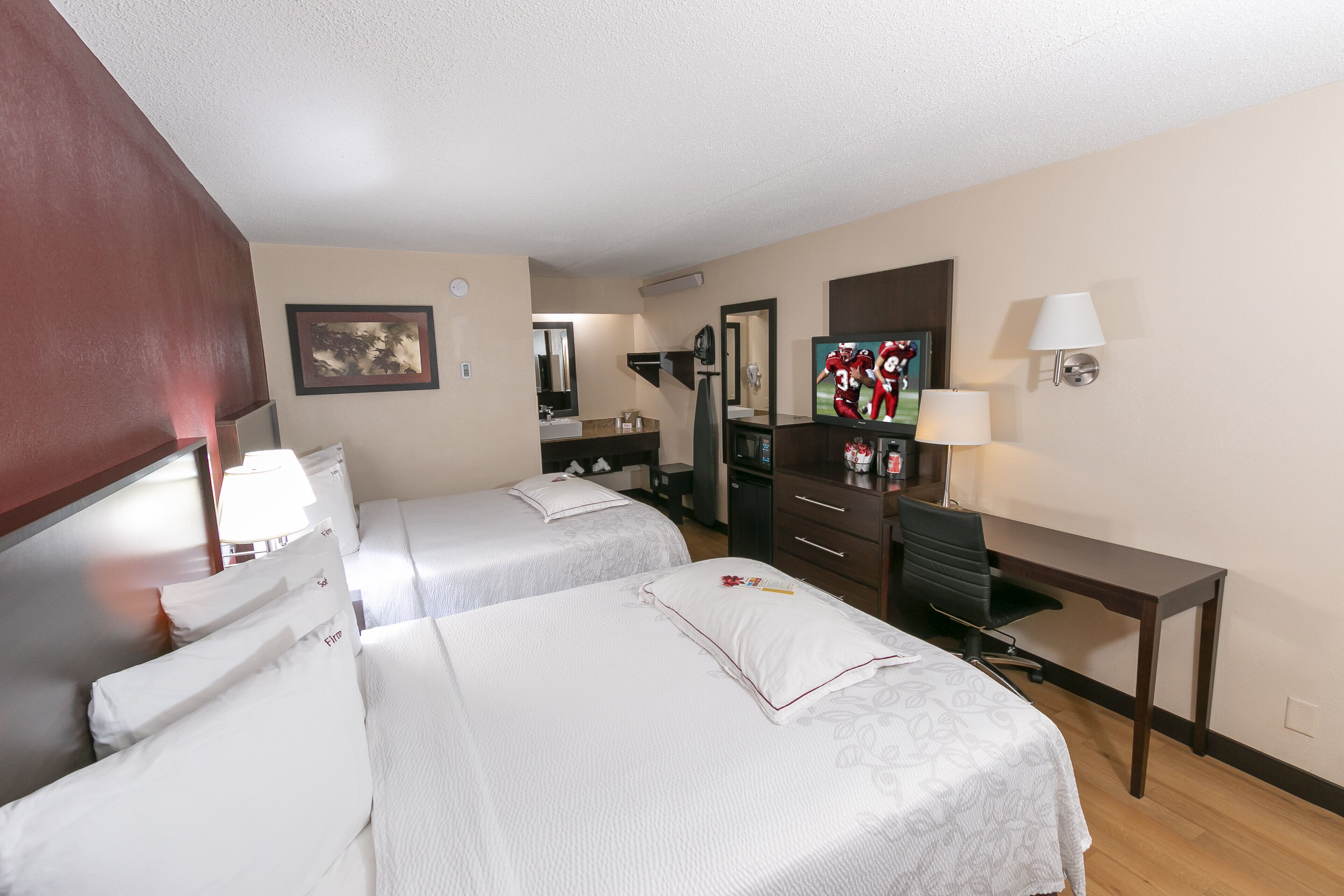 Red Roof PLUS+ Columbus-The Ohio State University