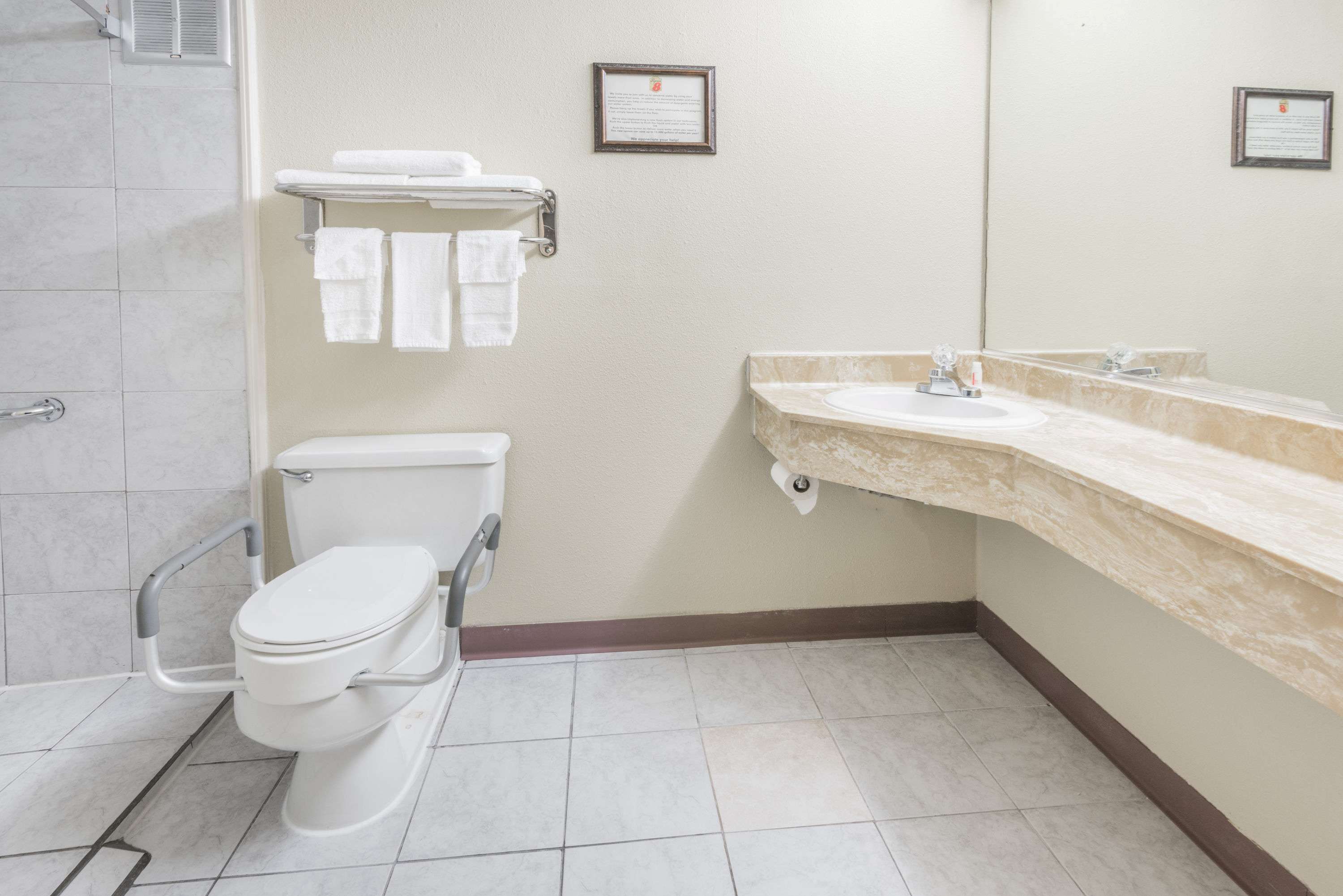 Super 8 by Wyndham Columbus