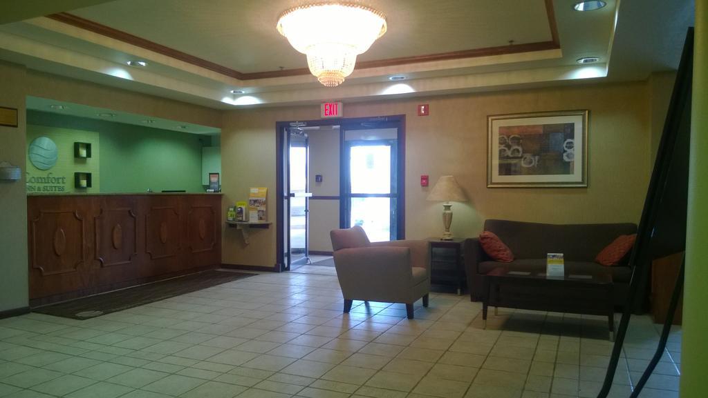 Comfort Inn & Suites