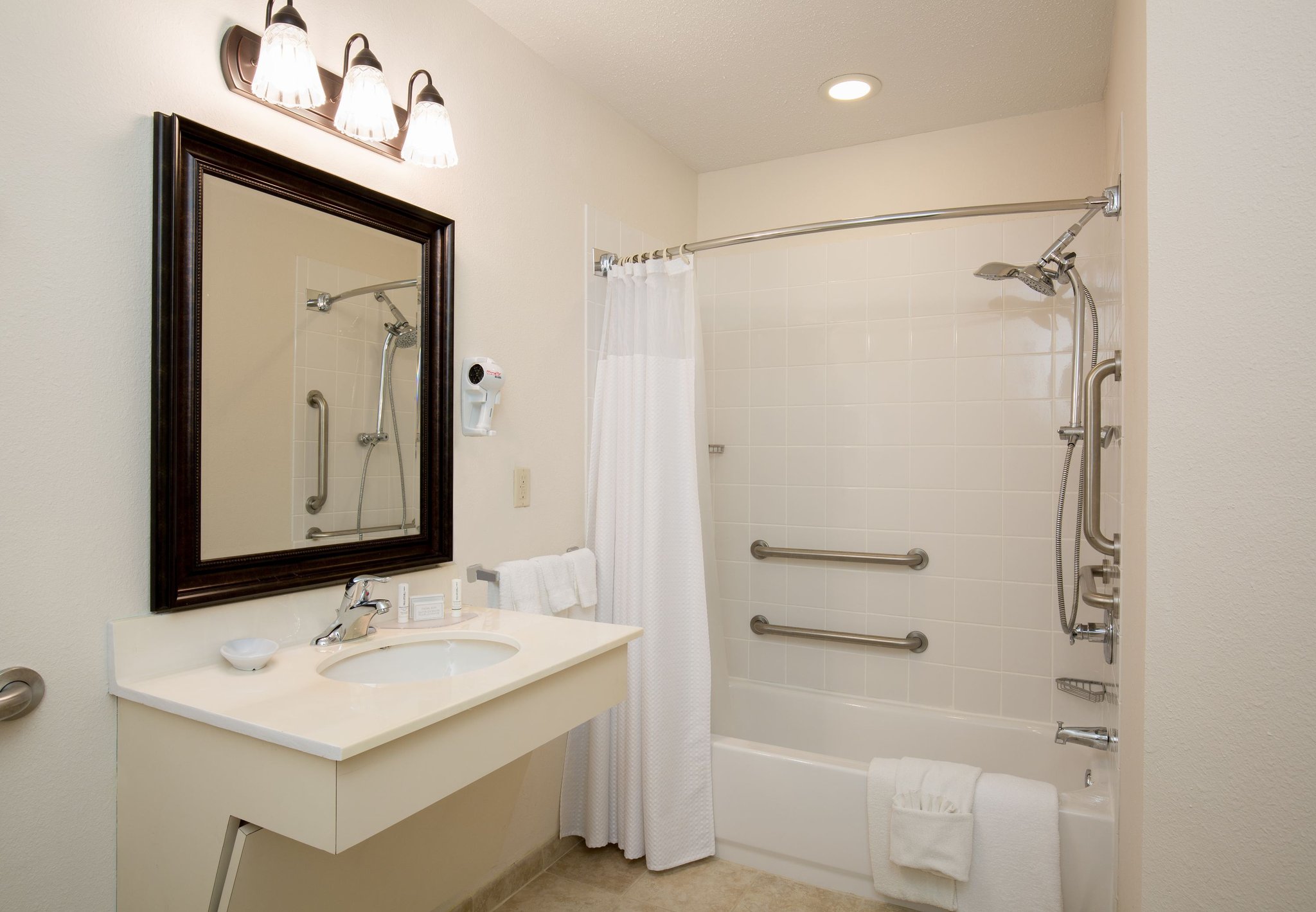 Courtyard Dayton North