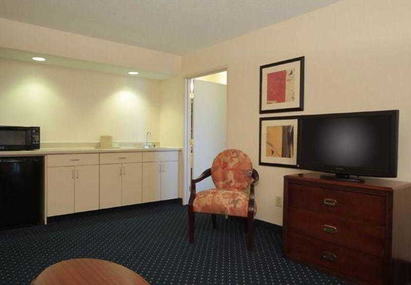 Courtyard Dayton North