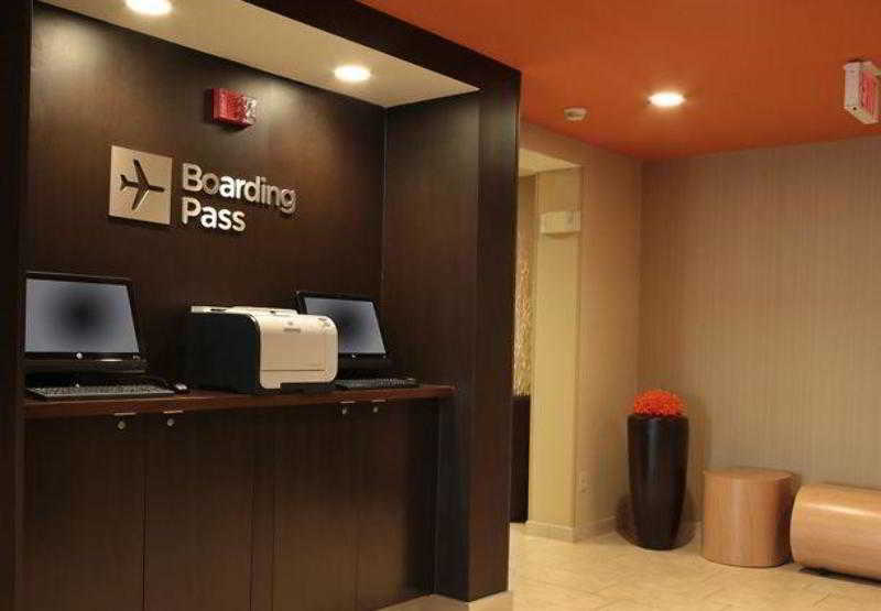 Courtyard Dayton North