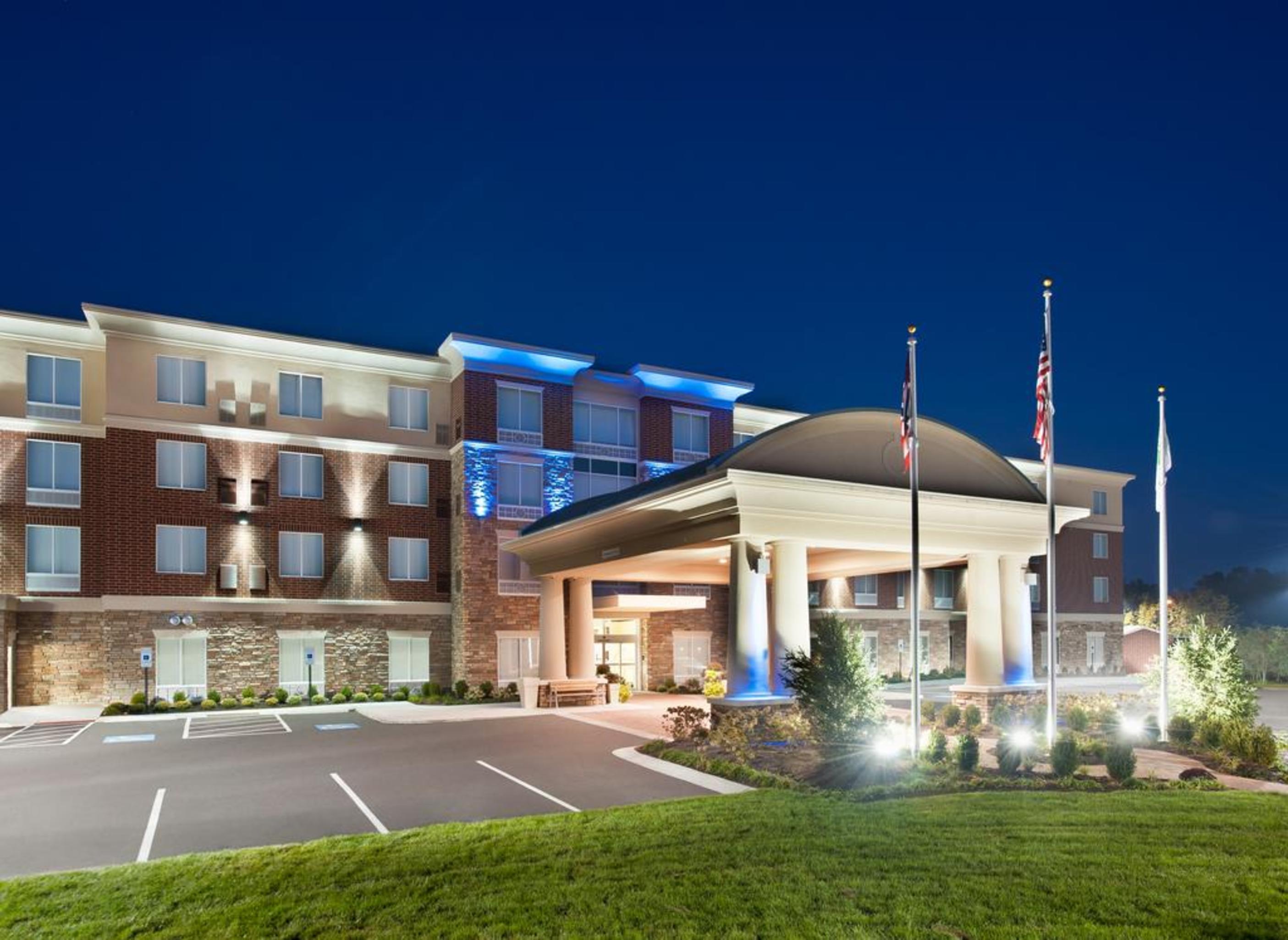 Holiday Inn Express Hotel & Suites Dayton South - I-675
