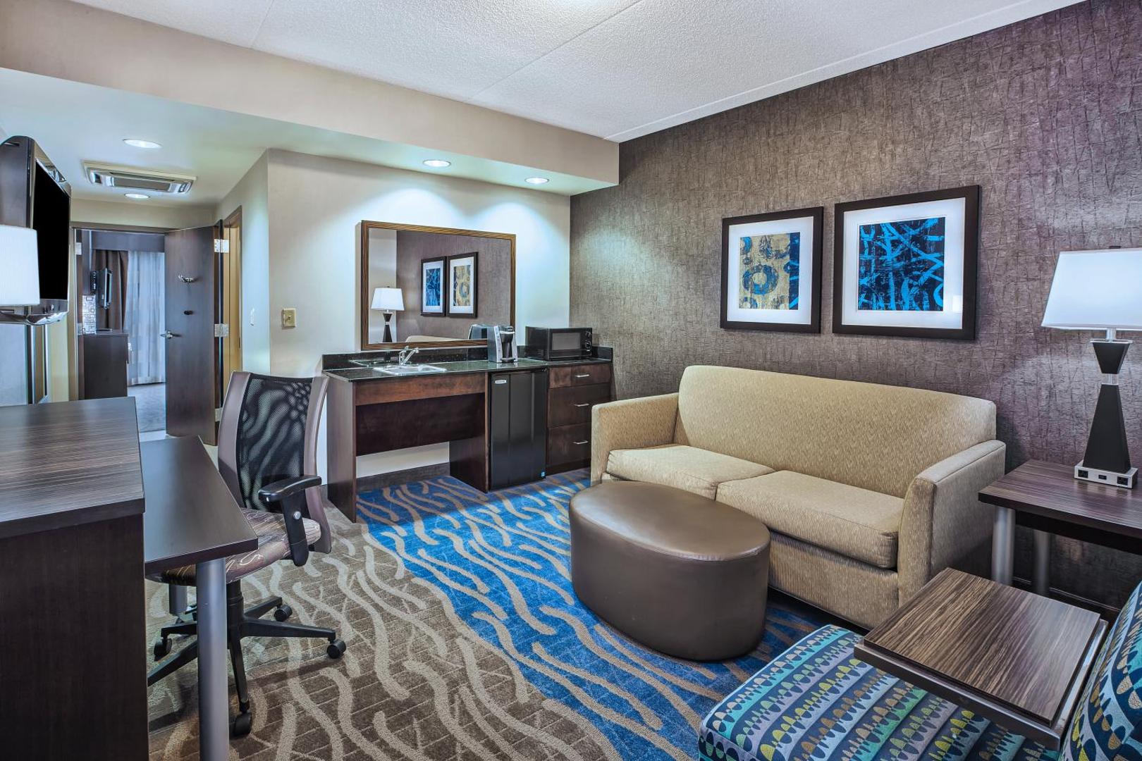 Holiday Inn Express Hotel & Suites Dayton South - I-675
