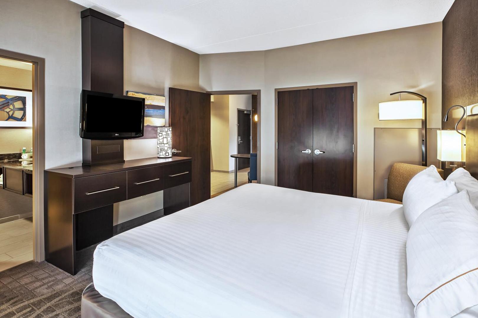 Holiday Inn Express Hotel & Suites Dayton South - I-675