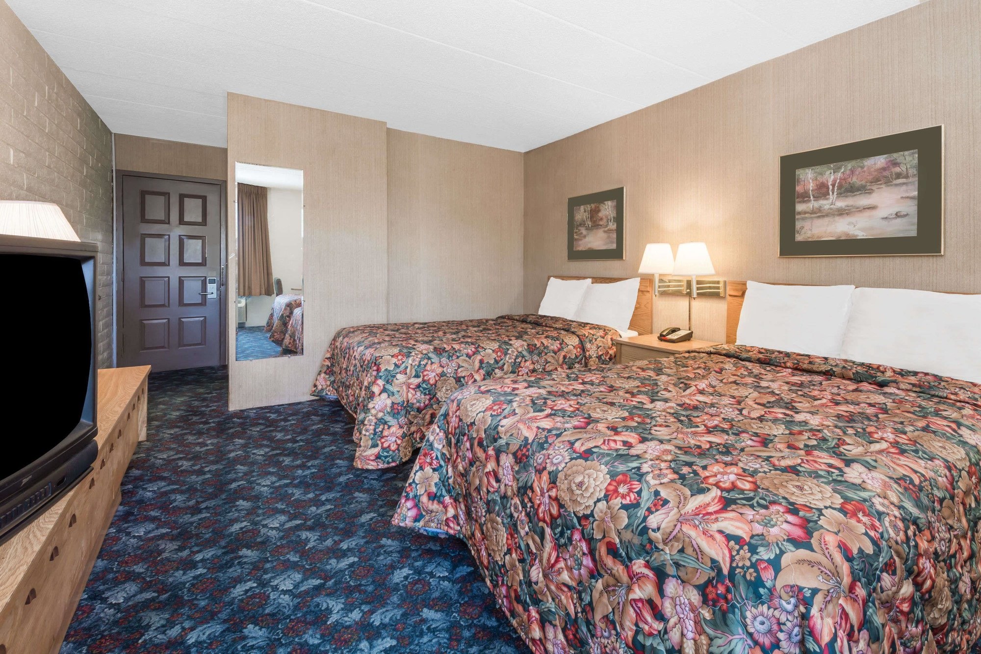 Knights Inn Dayton North Airport