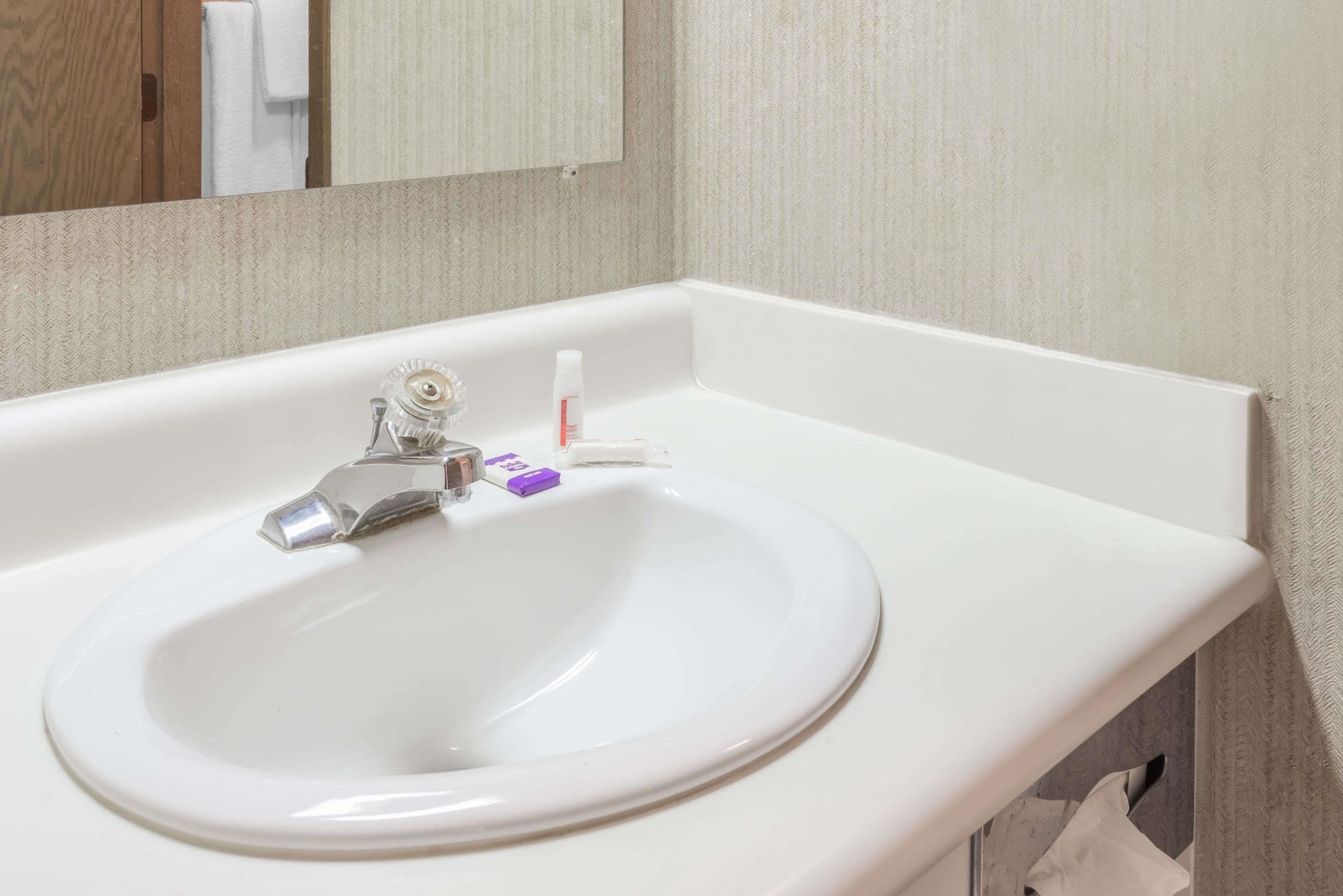 Knights Inn Dayton North Airport