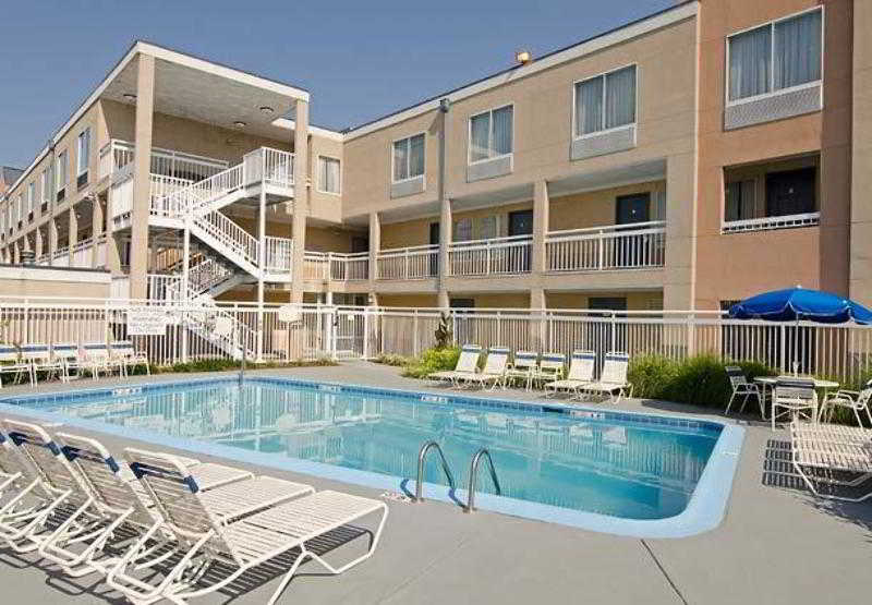 Baymont by Wyndham Dayton North