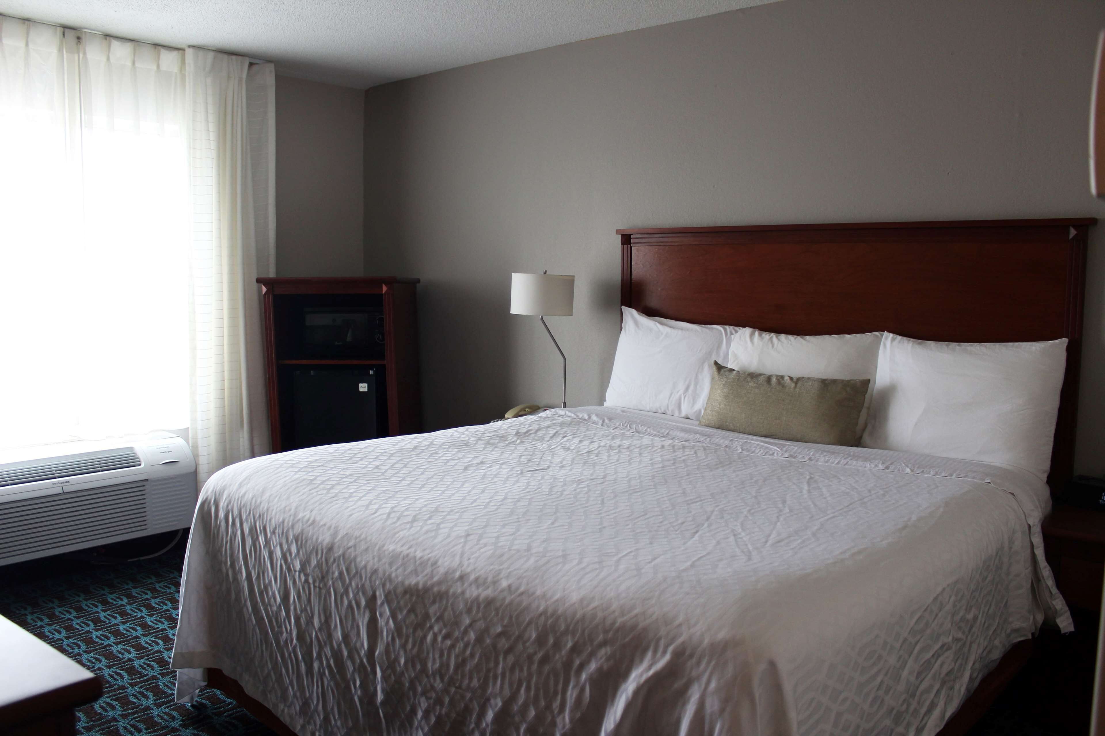 Wingate by Wyndham Dayton North