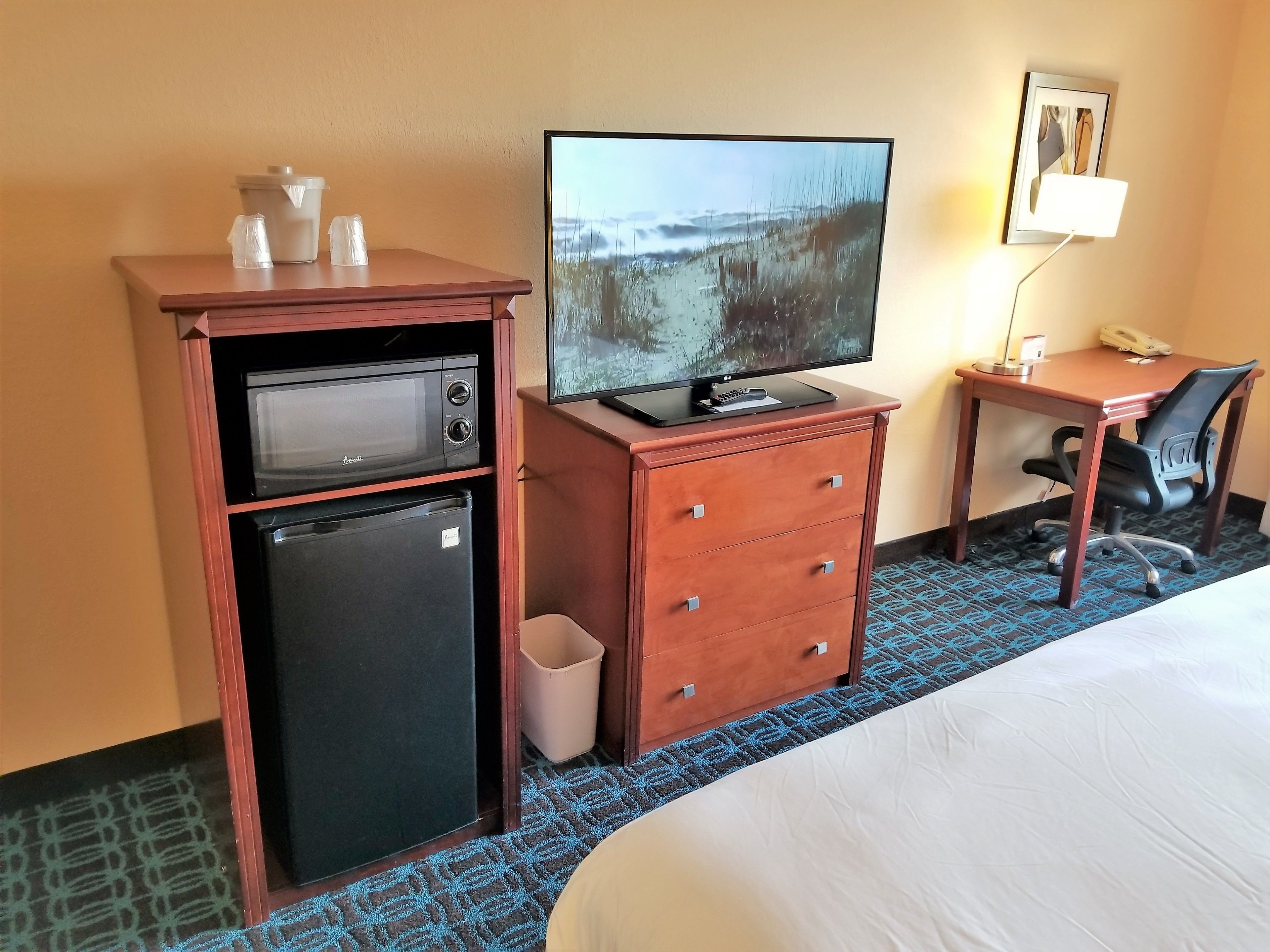 Wingate by Wyndham Dayton North