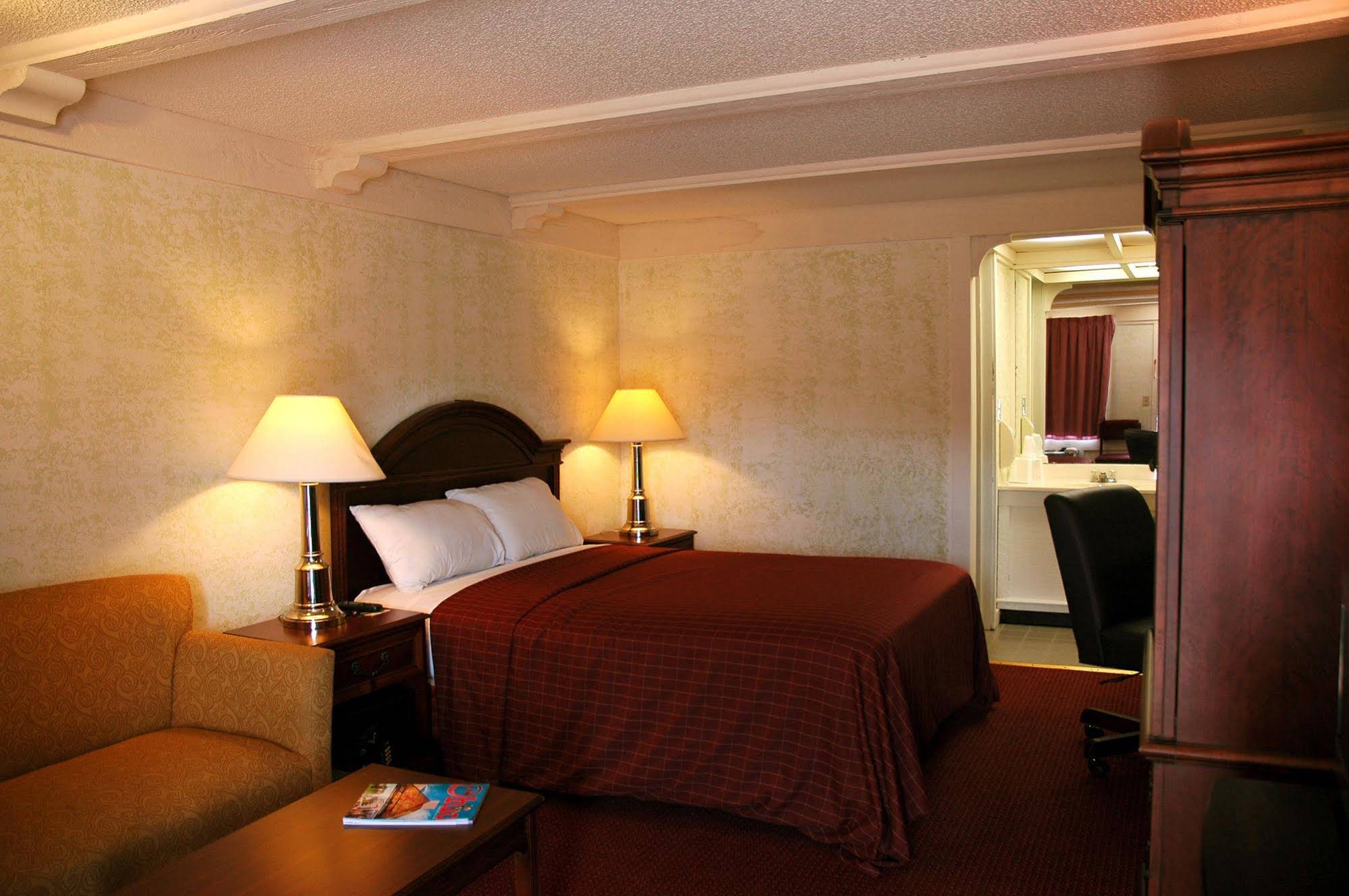 Howard Johnson by Wyndham Dover