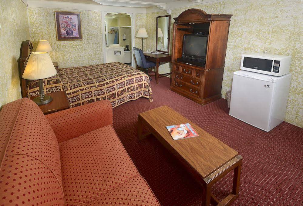 Howard Johnson by Wyndham Dover