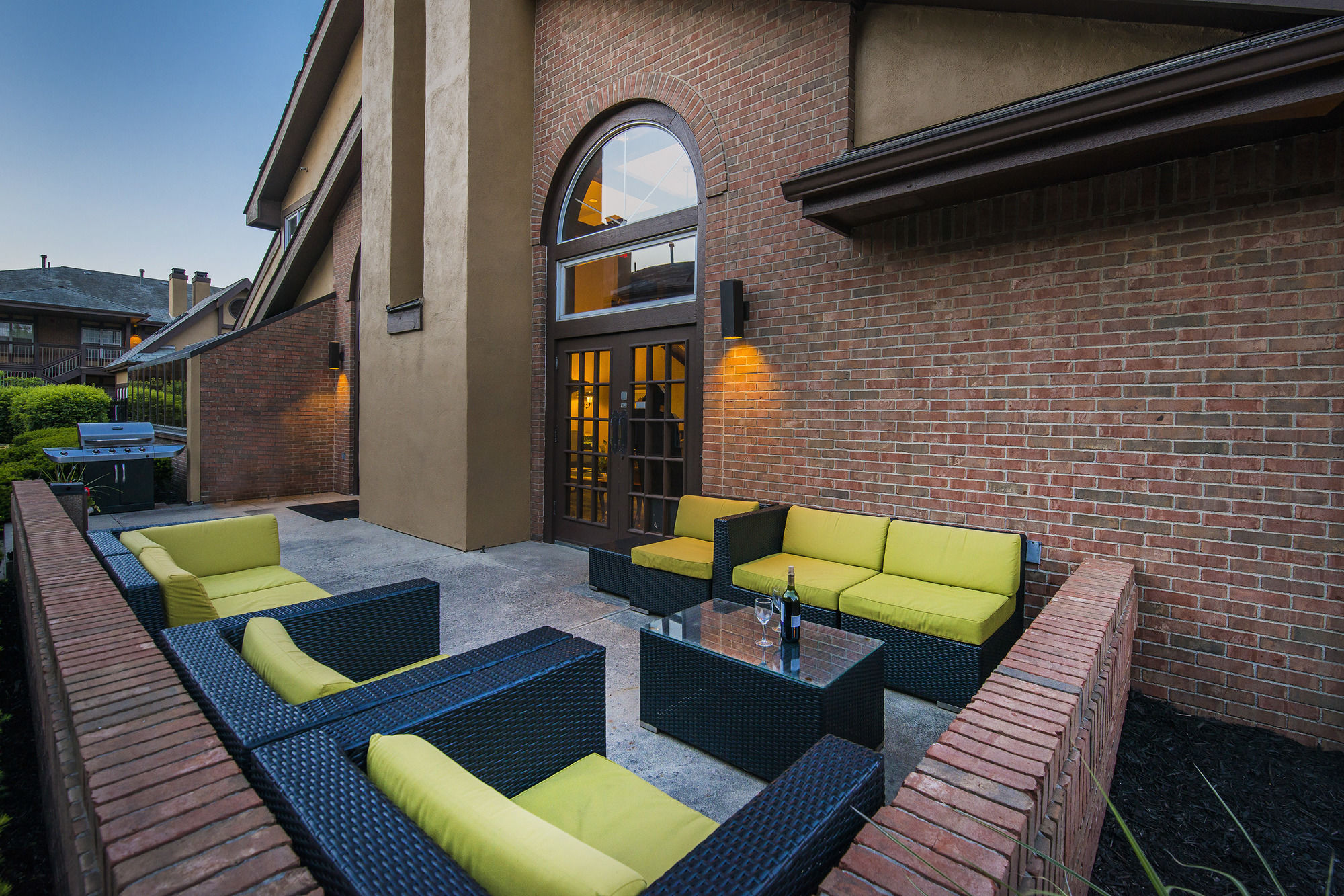 Cloverleaf Suites Columbus