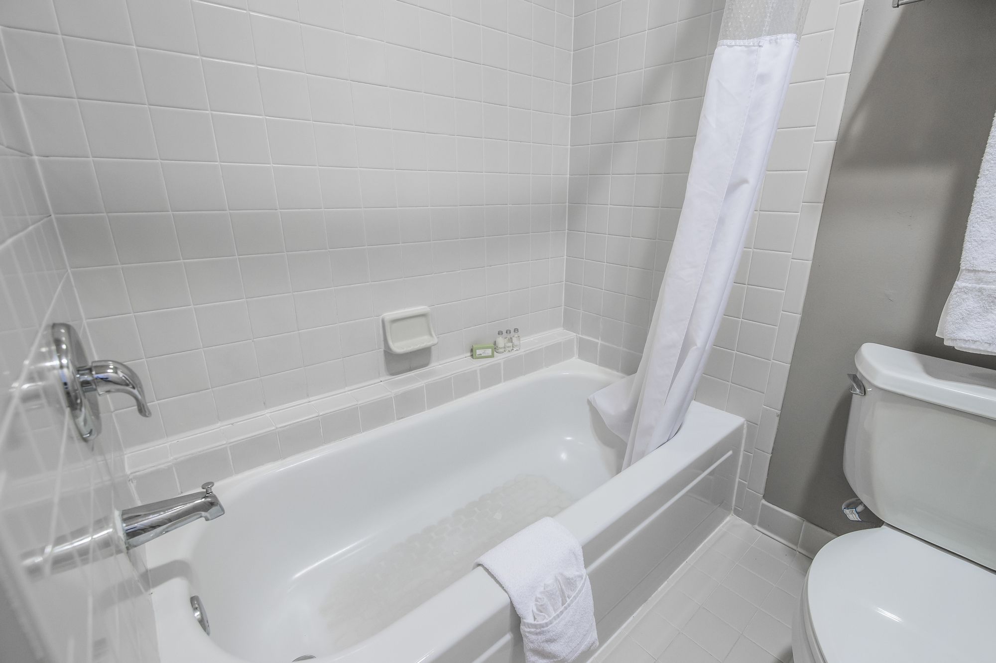 Cloverleaf Suites Columbus