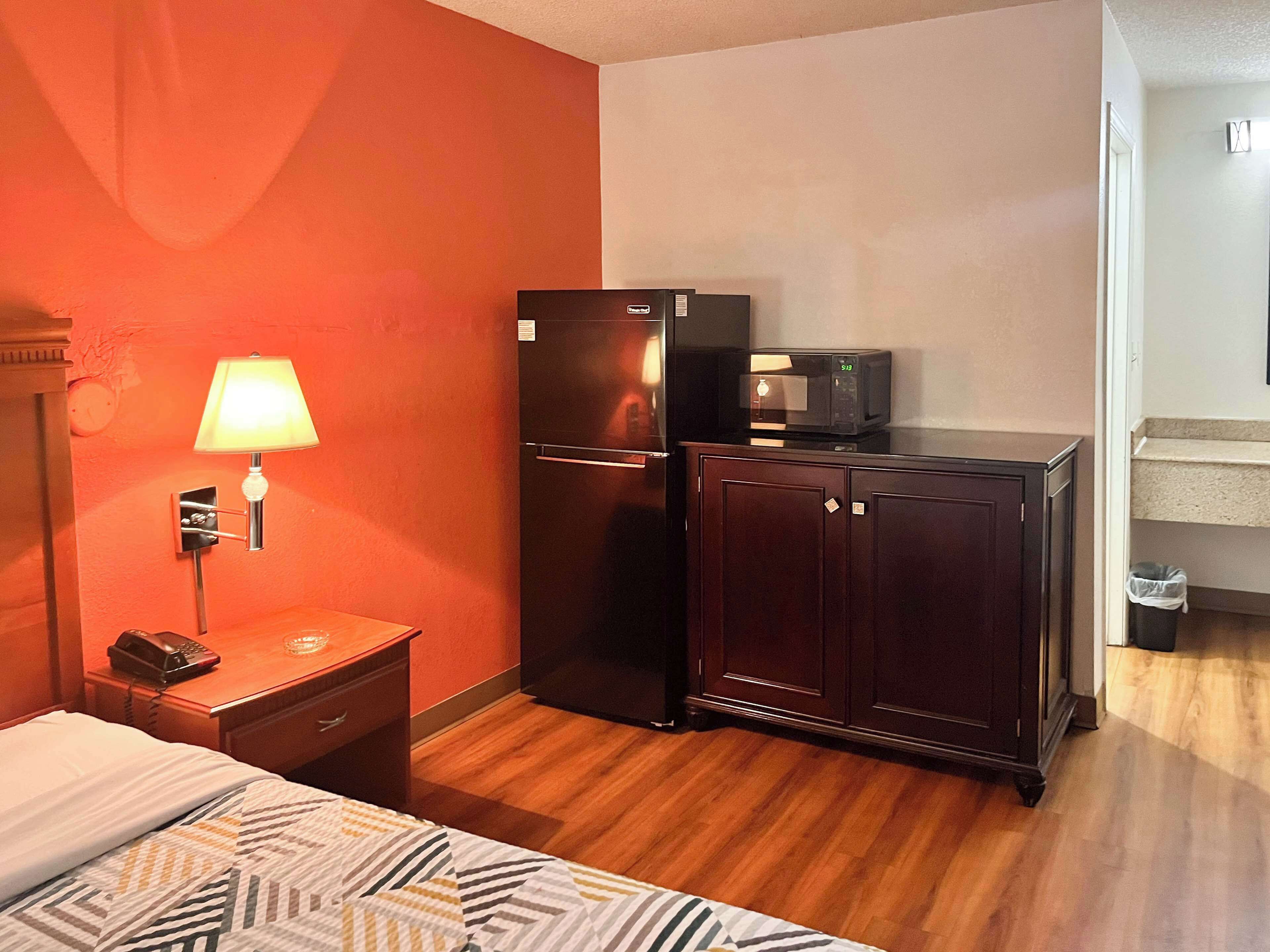 Studio 6 Suites Dayton, OH - Englewood