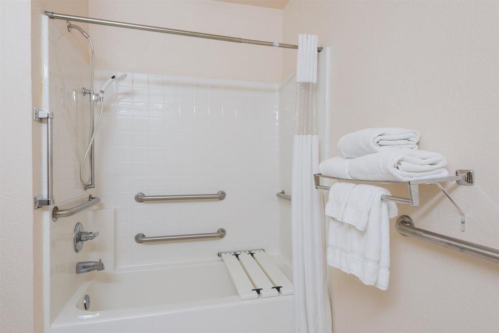 Comfort Inn & Suites Fairborn Near Wright Patterson AFB