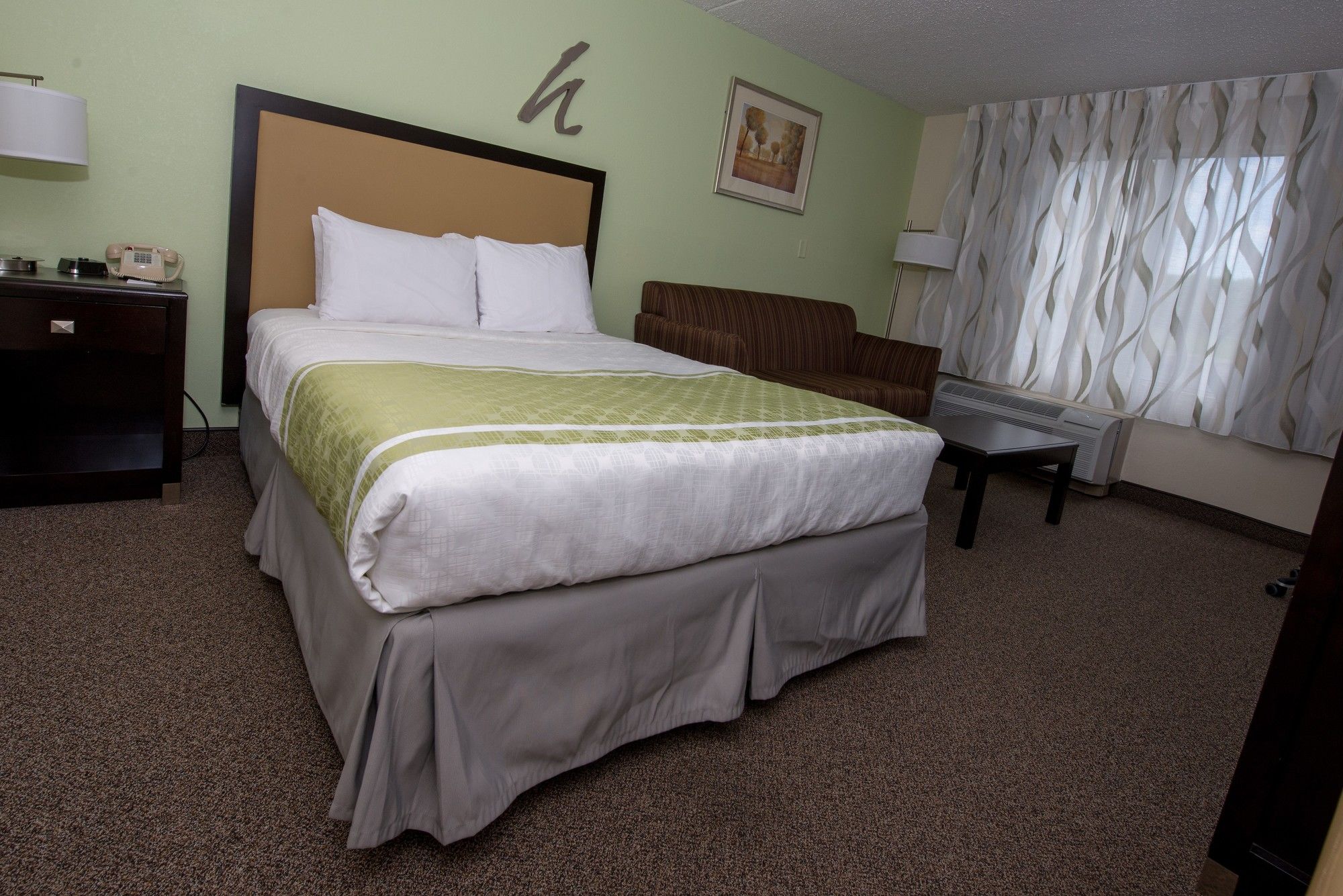 Hope Hotel & Richard C. Holbrooke Conference Center