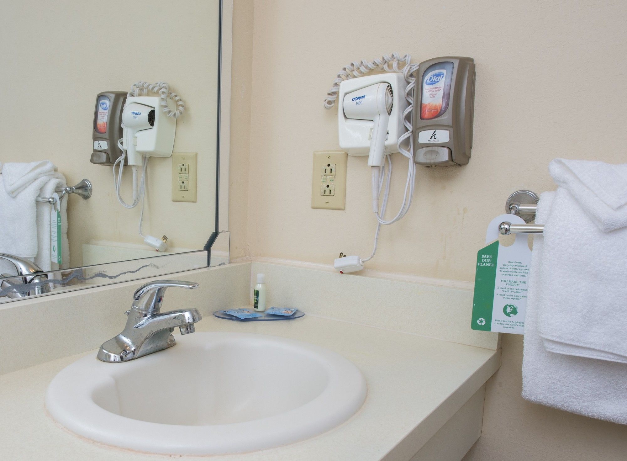 Hope Hotel & Richard C. Holbrooke Conference Center