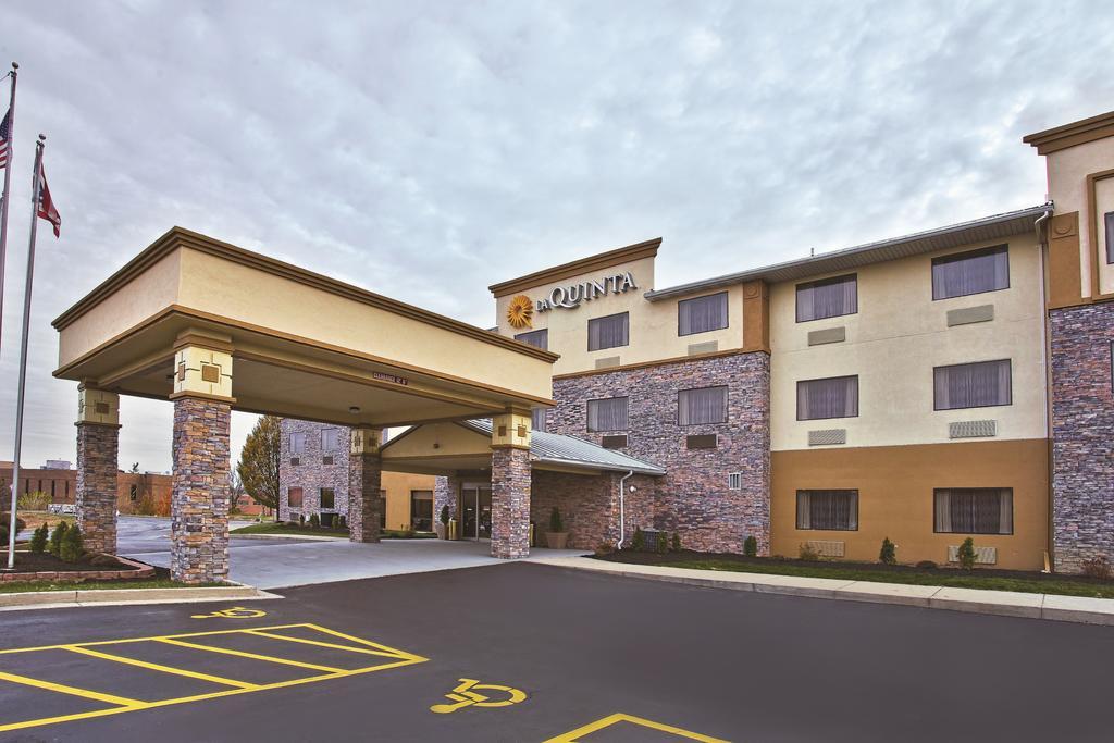 La Quinta Inn & Suites by Wyndham Fairborn Wright-Patterson