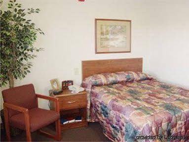 WoodSpring Suites Cincinnati Fairfield