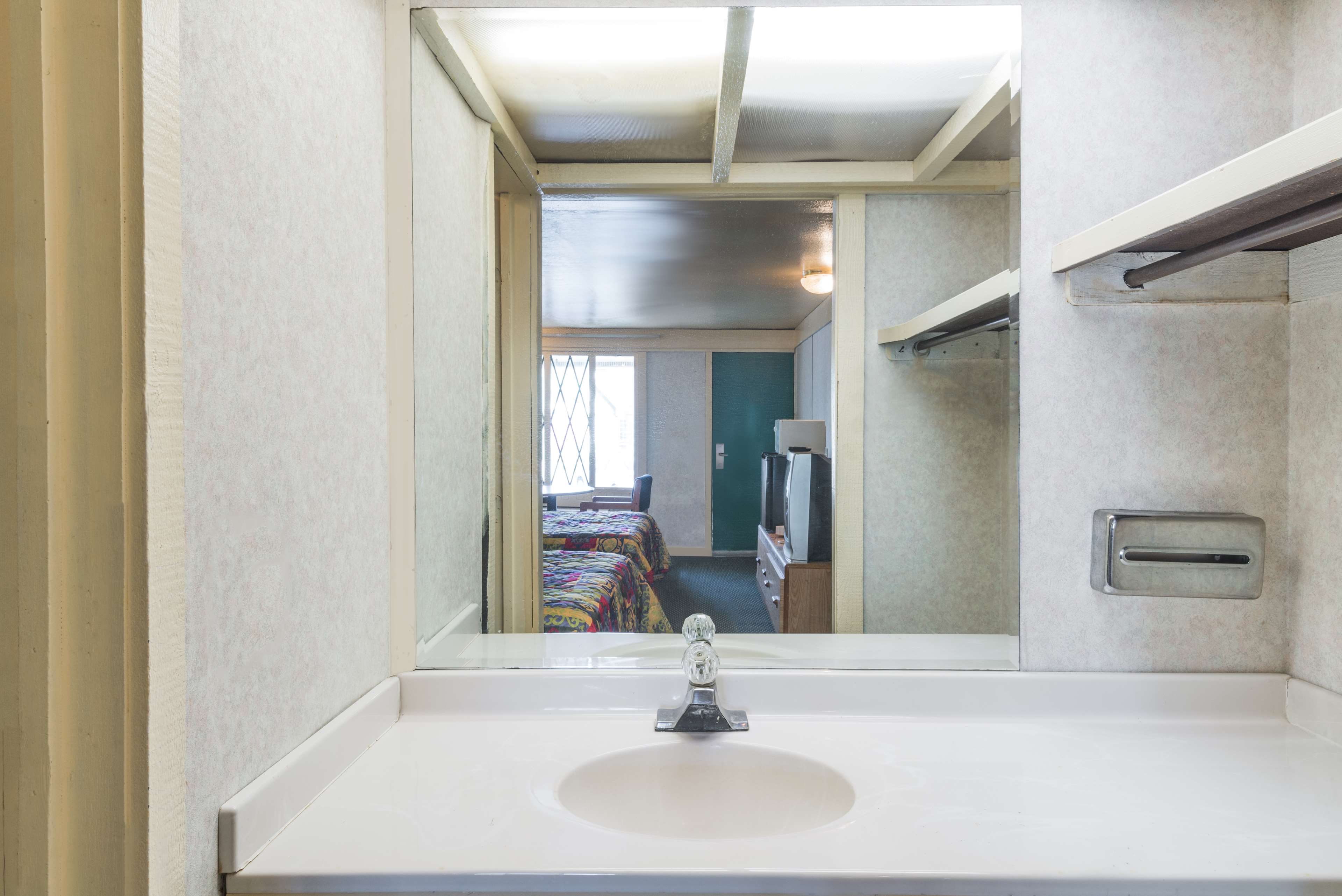 Knights Inn Franklin/middletown