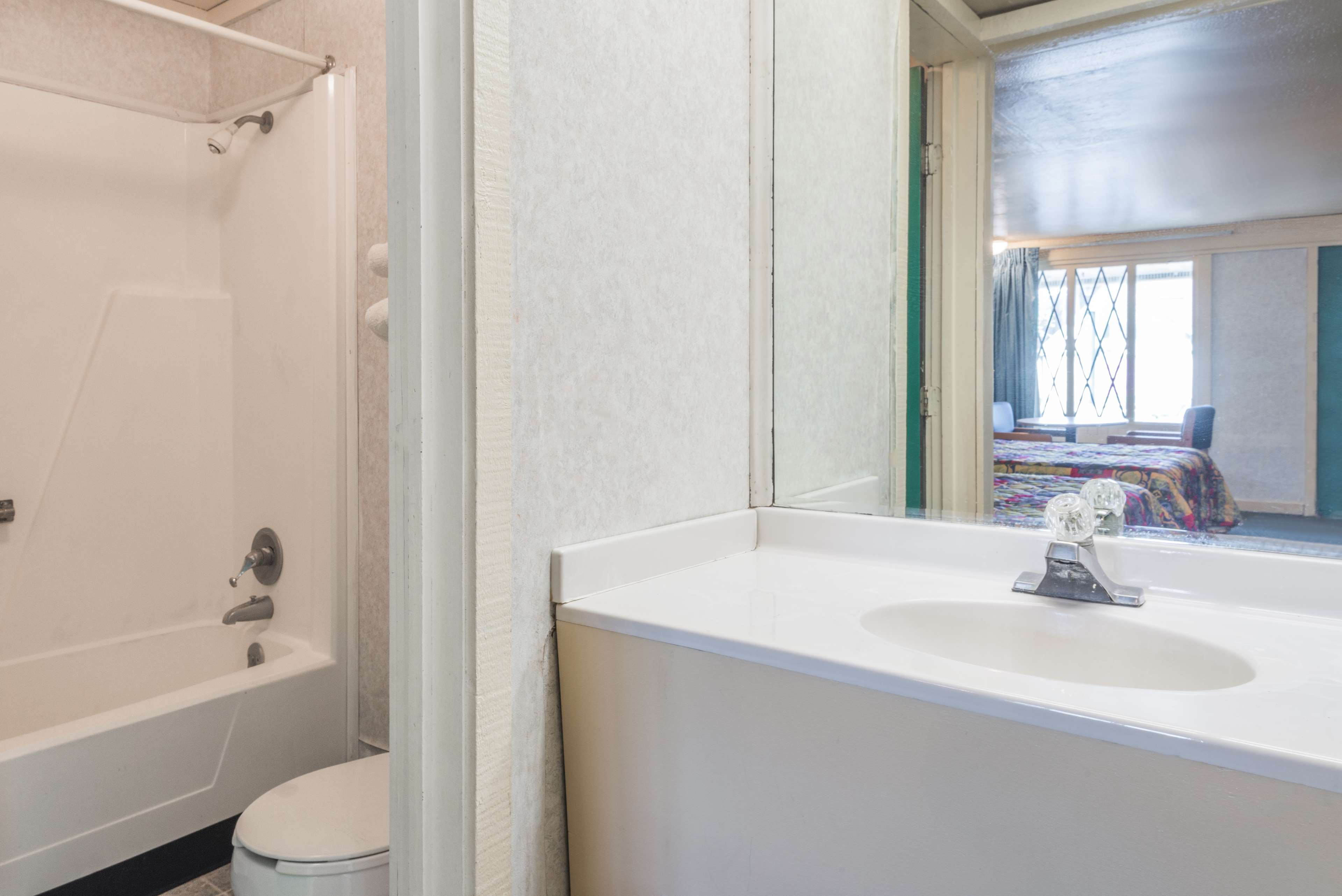 Knights Inn Franklin/middletown