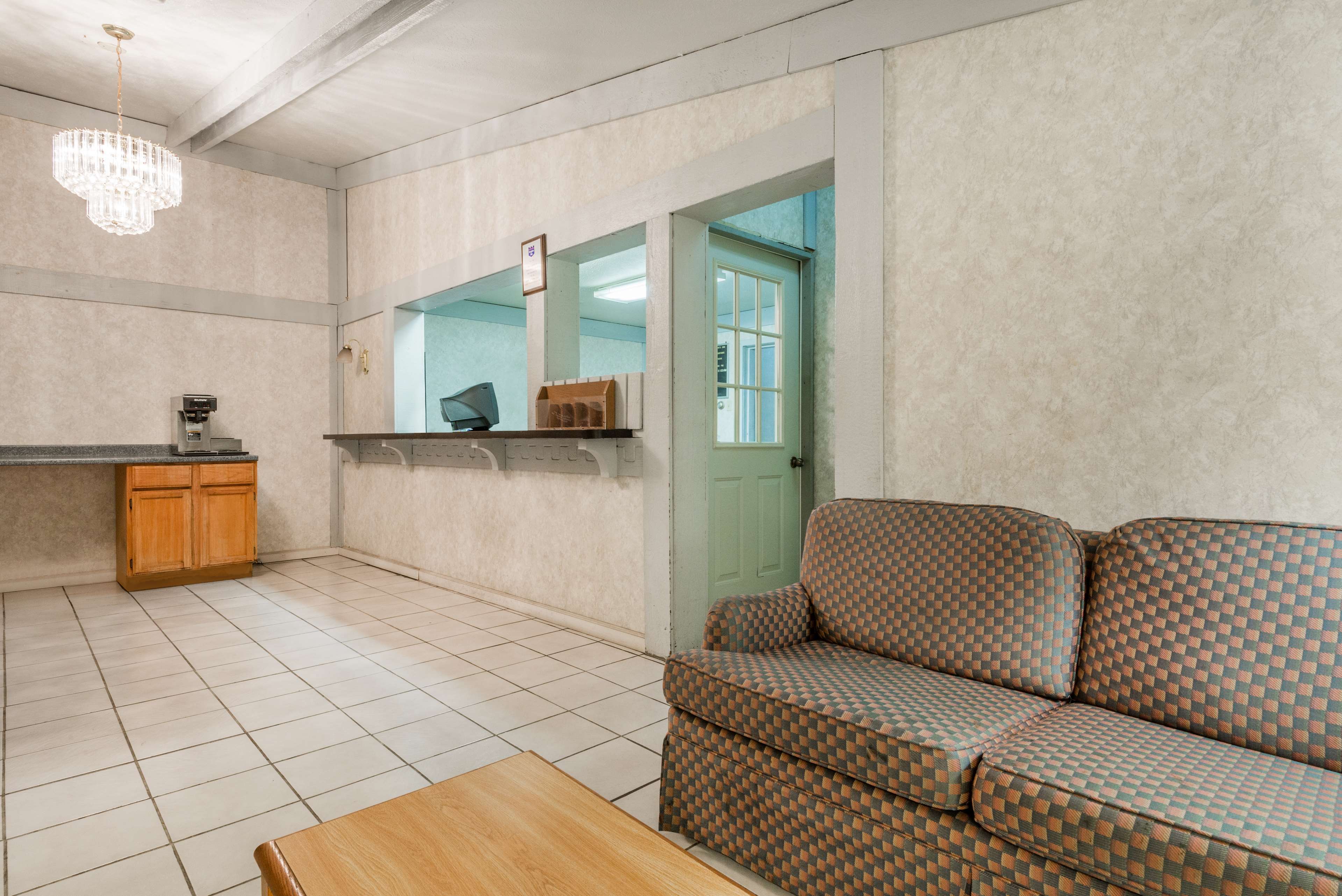 Knights Inn Franklin/middletown