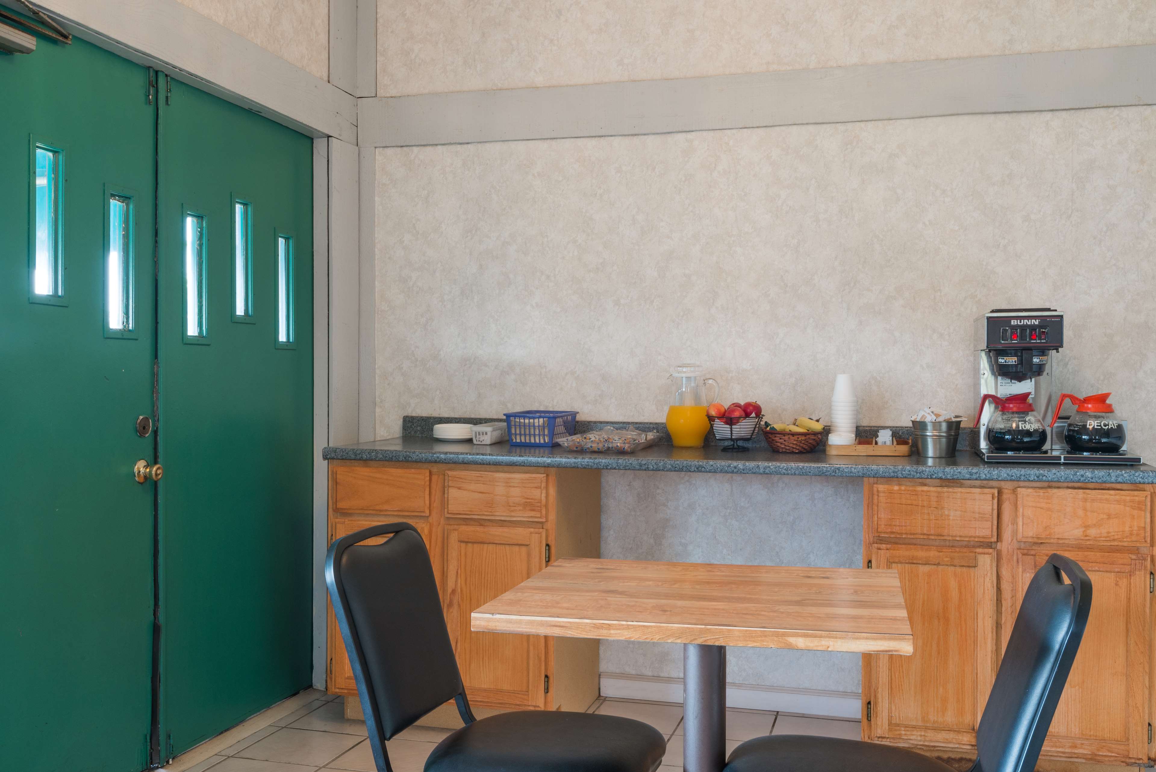 Knights Inn Franklin/middletown