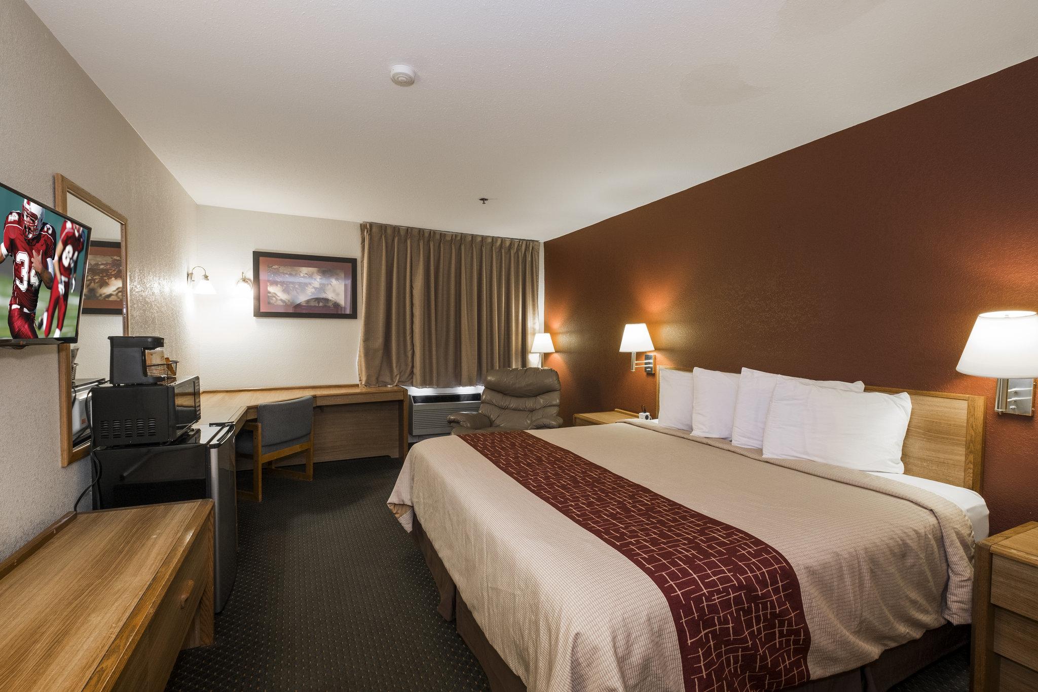 Red Roof Inn & Suites Middletown-Franklin