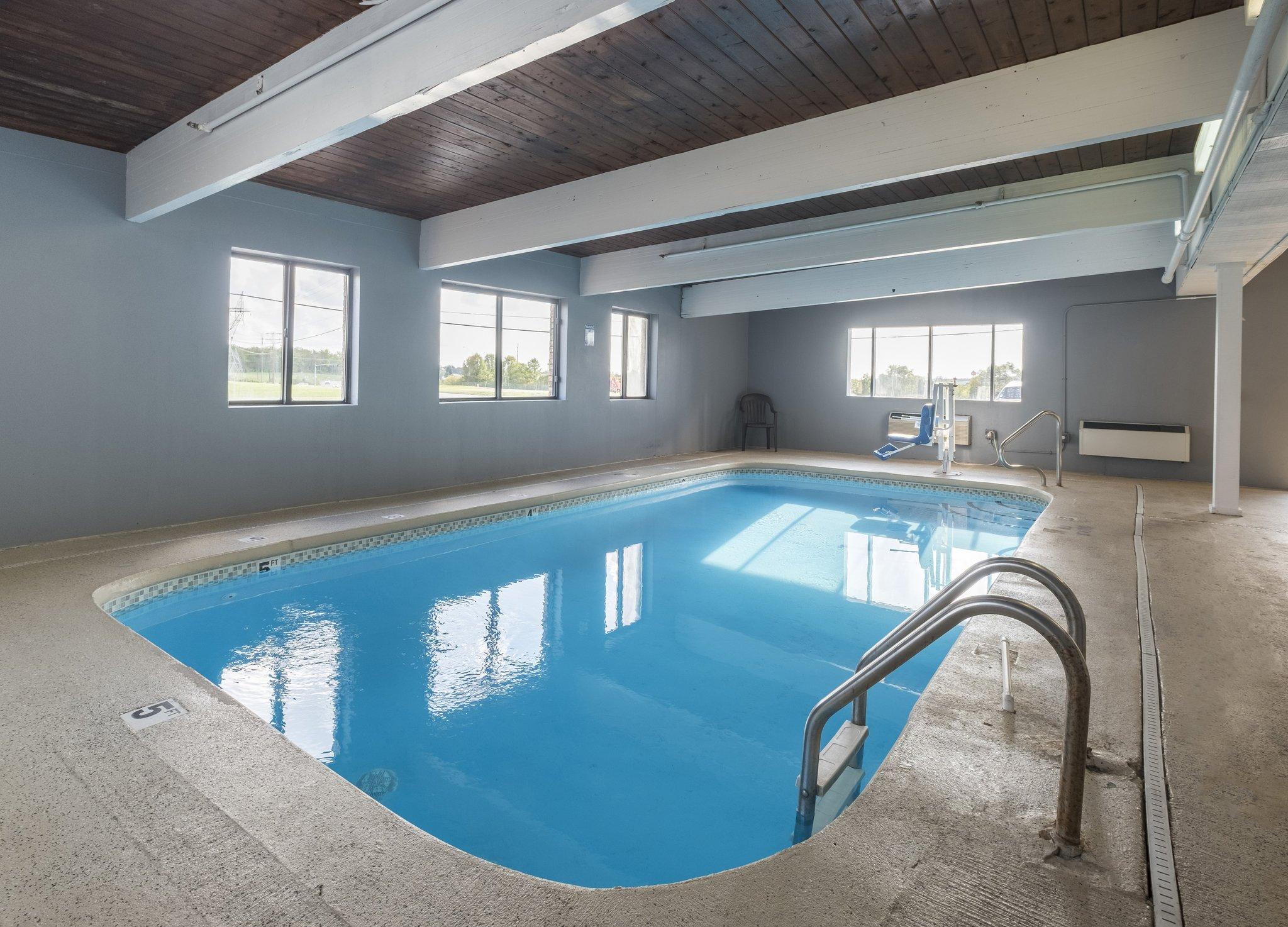 Red Roof Inn & Suites Middletown-Franklin