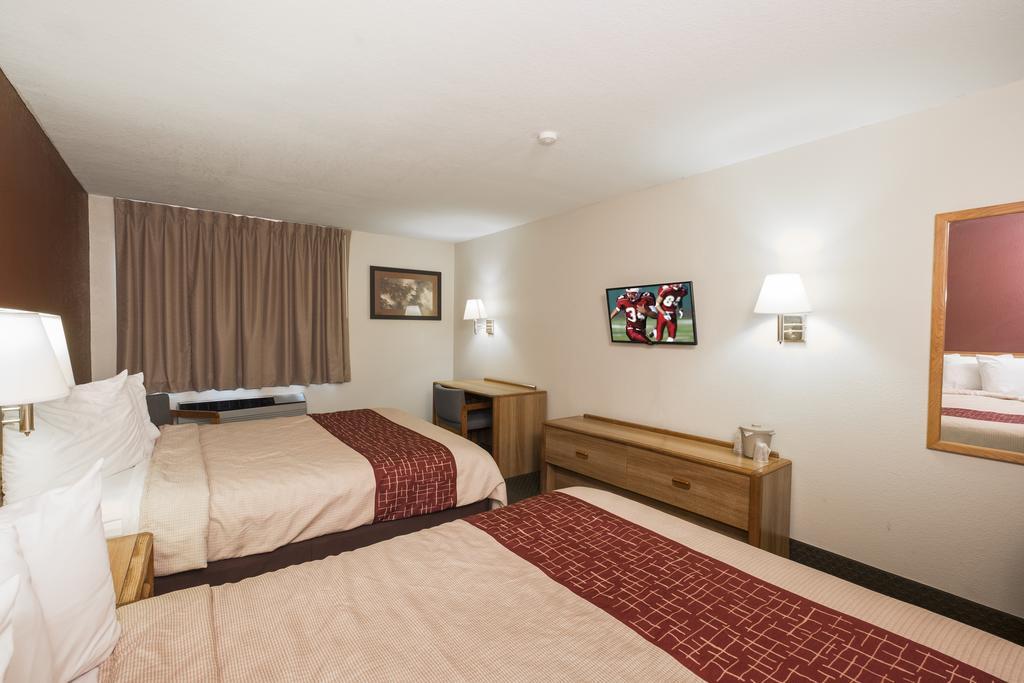 Red Roof Inn & Suites Middletown-Franklin