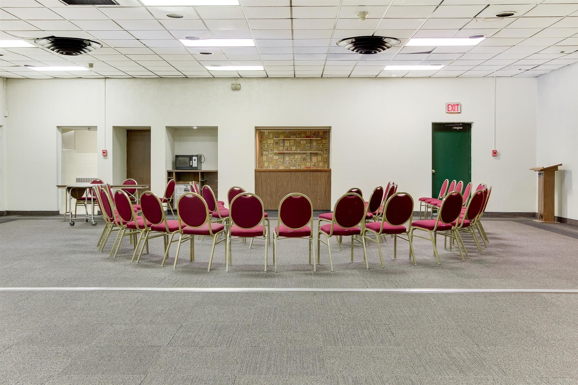 Wingate by Wyndham Geneva at SPIRE Academy