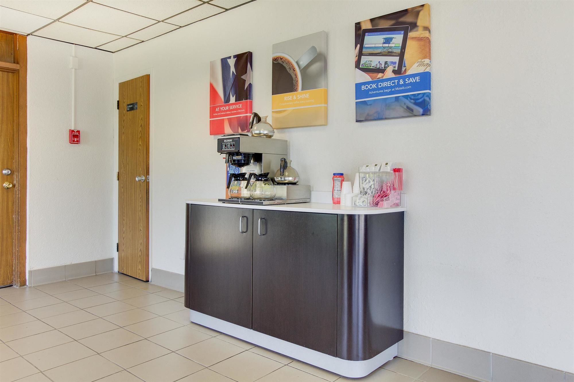 Wingate by Wyndham Geneva at SPIRE Academy